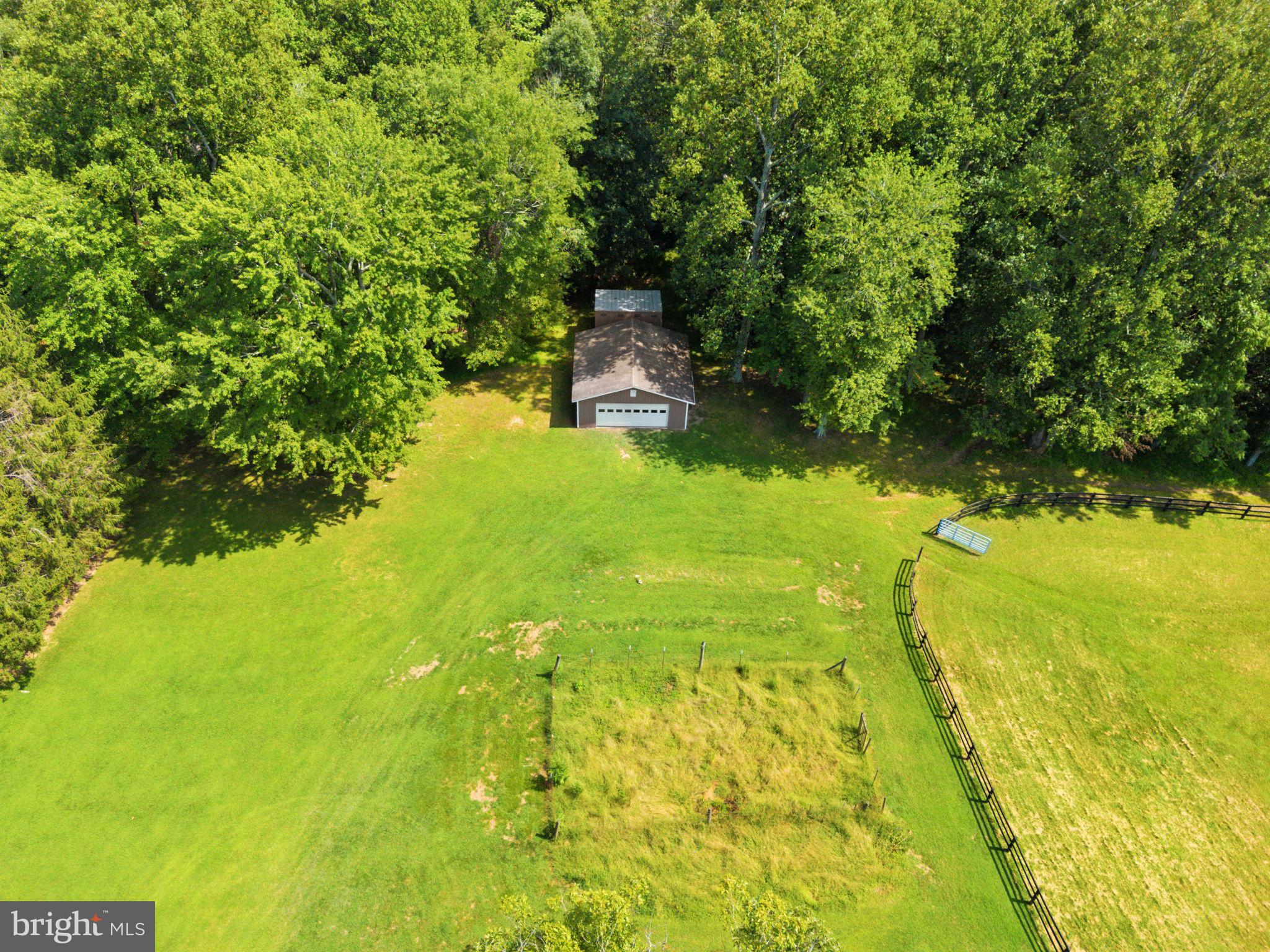 Marshall, Virginia, 20115, United States, 3 Bedrooms Bedrooms, ,2 BathroomsBathrooms,Residential,For Sale,1937903