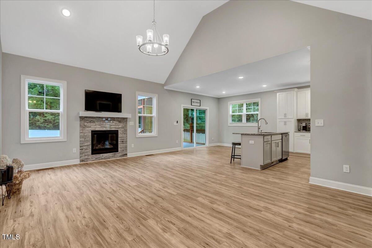 Oxford, North Carolina, 27565, United States, 3 Bedrooms Bedrooms, ,3 BathroomsBathrooms,Residential,For Sale,1911867