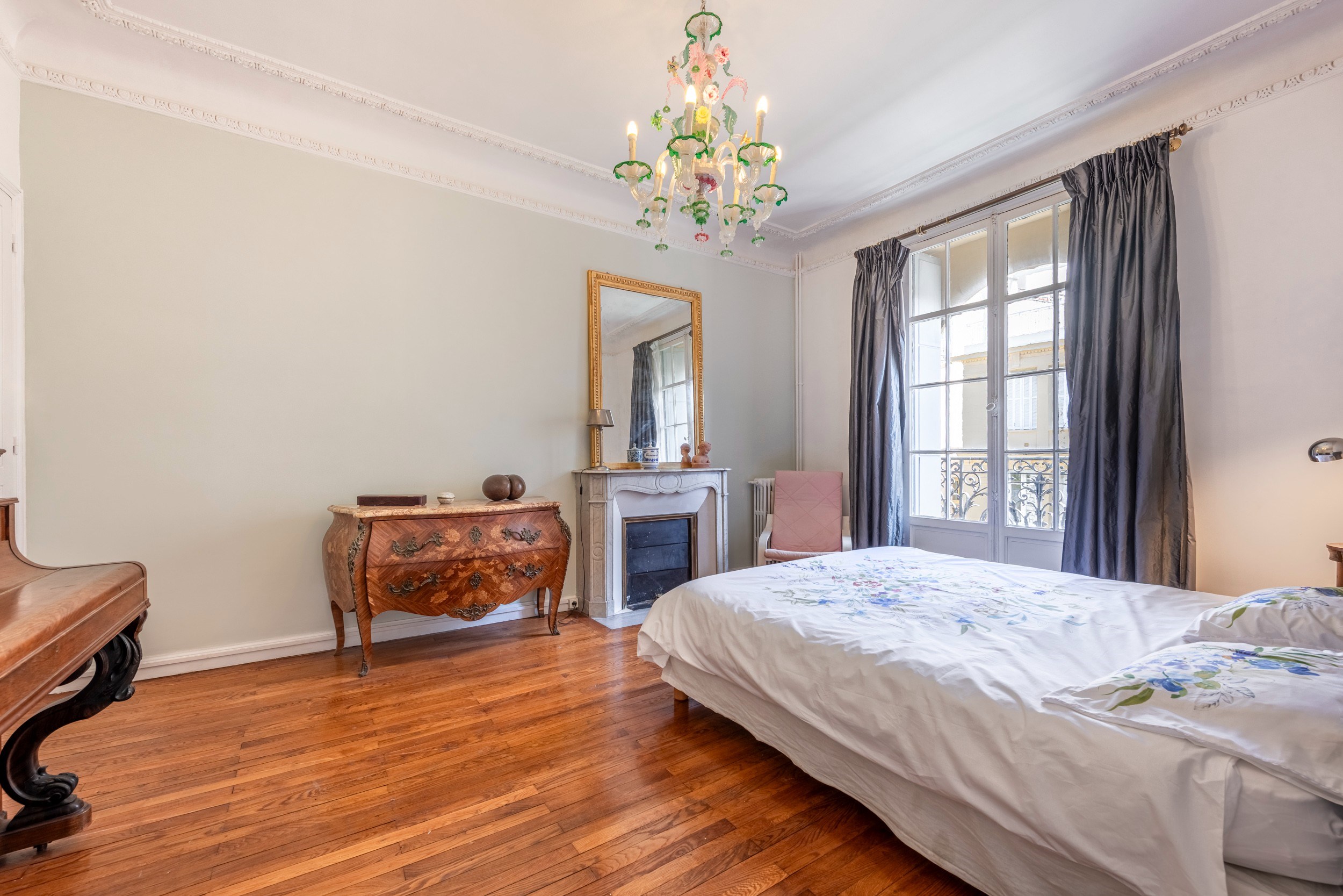  Nice bourgeois apartment near Promenade des Anglais and Negresco in elegant 193… - 物件實景