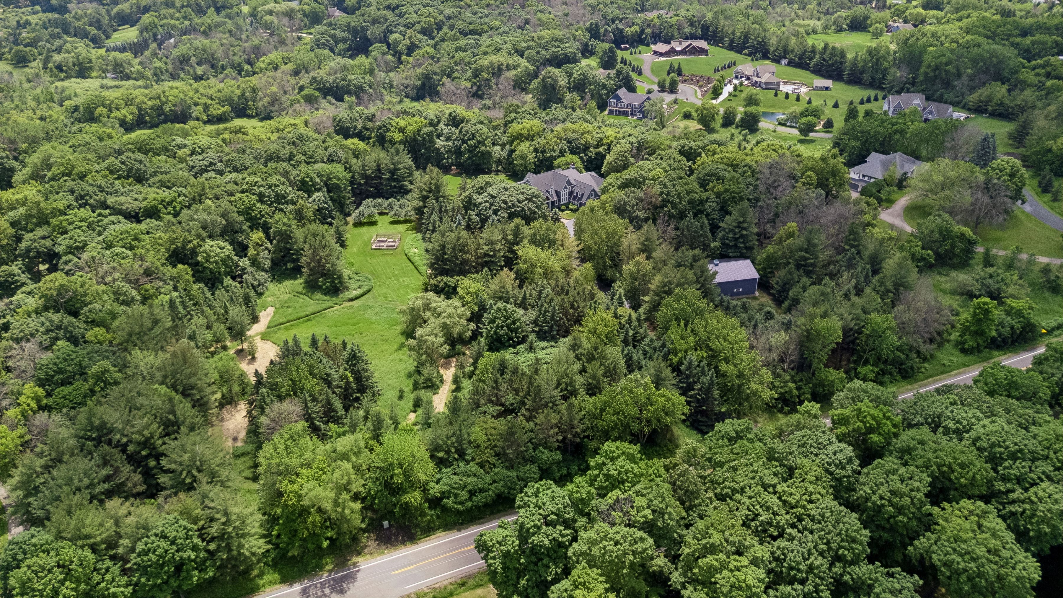  Private Woodland Oasis with Coastal-Inspired Elegance - 物件實景