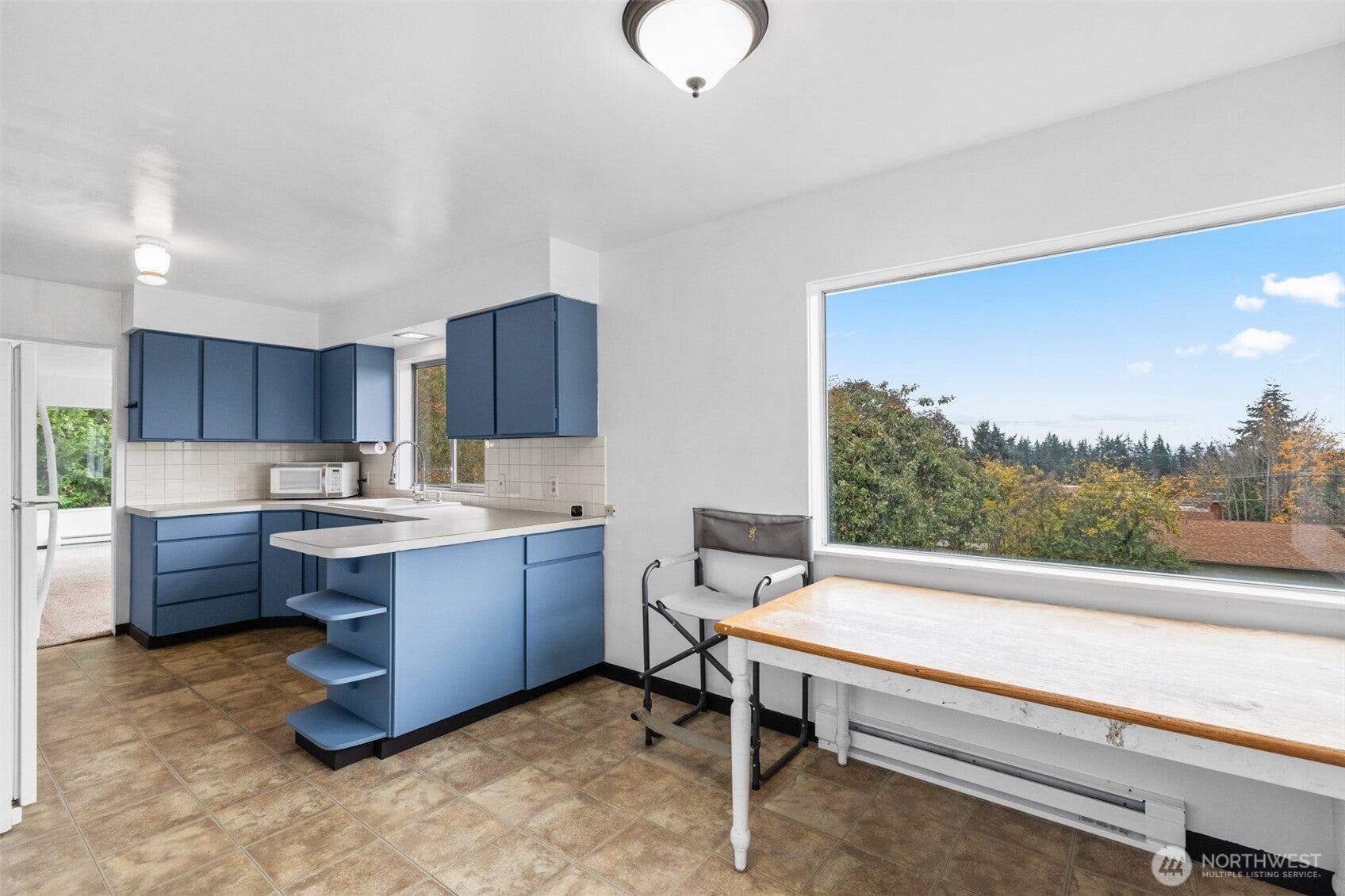 Port Angeles, Washington, 98362, United States, 3 Bedrooms Bedrooms, ,1 BathroomBathrooms,Residential,For Sale,1987084