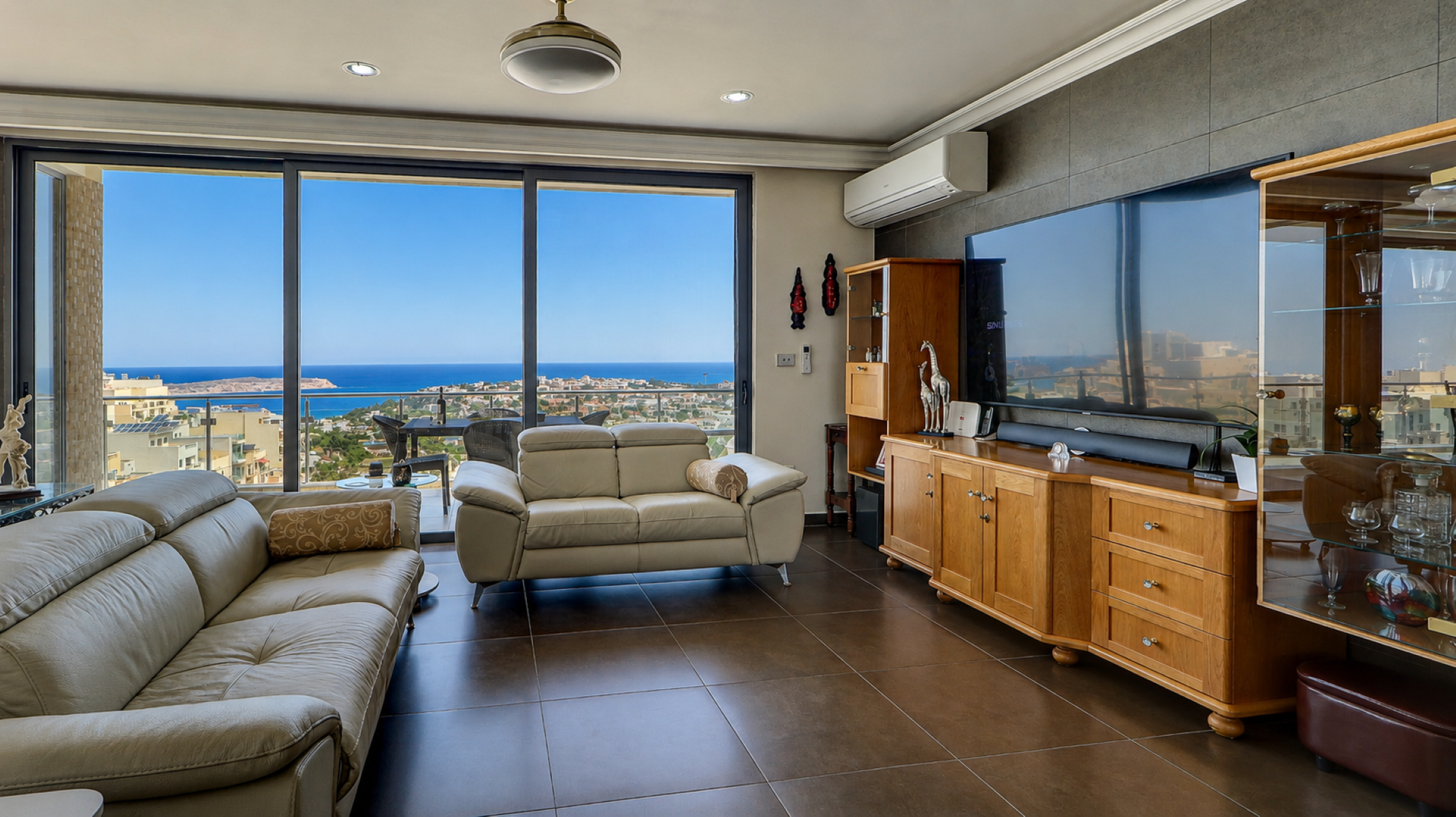  Stunning Penthouse with Panoramic Mediterranean Views - 物件實景