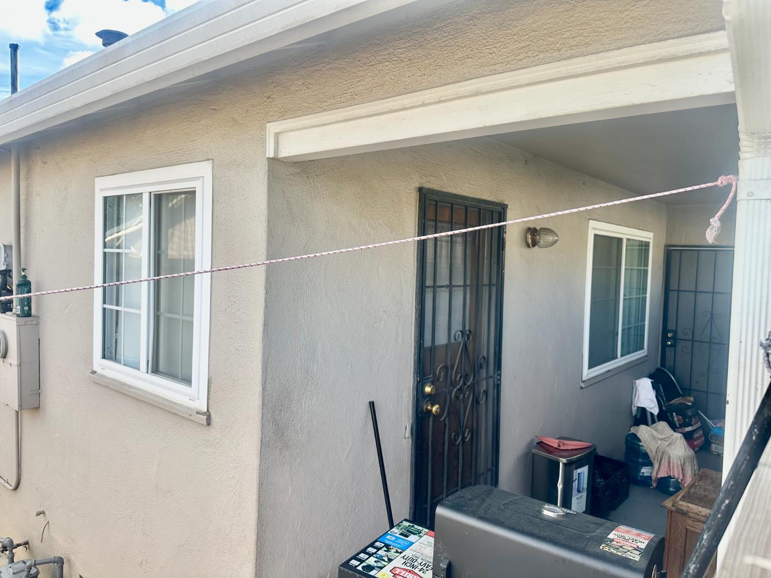 Lodi, California, 95240, United States, 3 Bedrooms Bedrooms, ,2 BathroomsBathrooms,Residential,For Sale,2009722