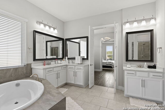 San Antonio, Texas, 78261, United States, 5 Bedrooms Bedrooms, ,5 BathroomsBathrooms,Residential,For Sale,1827097