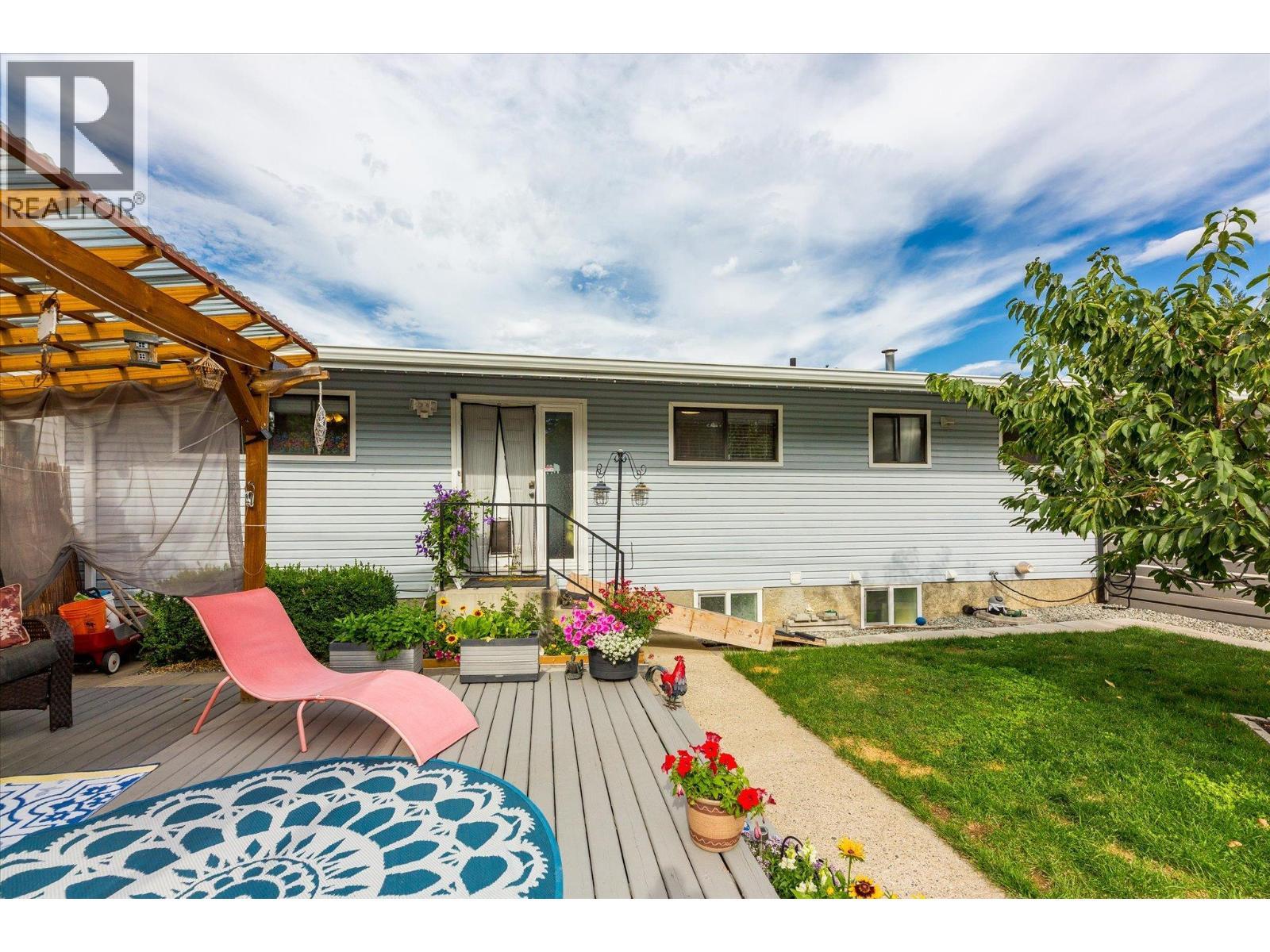WEST KELOWNA, British Columbia, V4T 1A9, CA, 5 Bedrooms Bedrooms, ,2 BathroomsBathrooms,Residential,For Sale,1907472