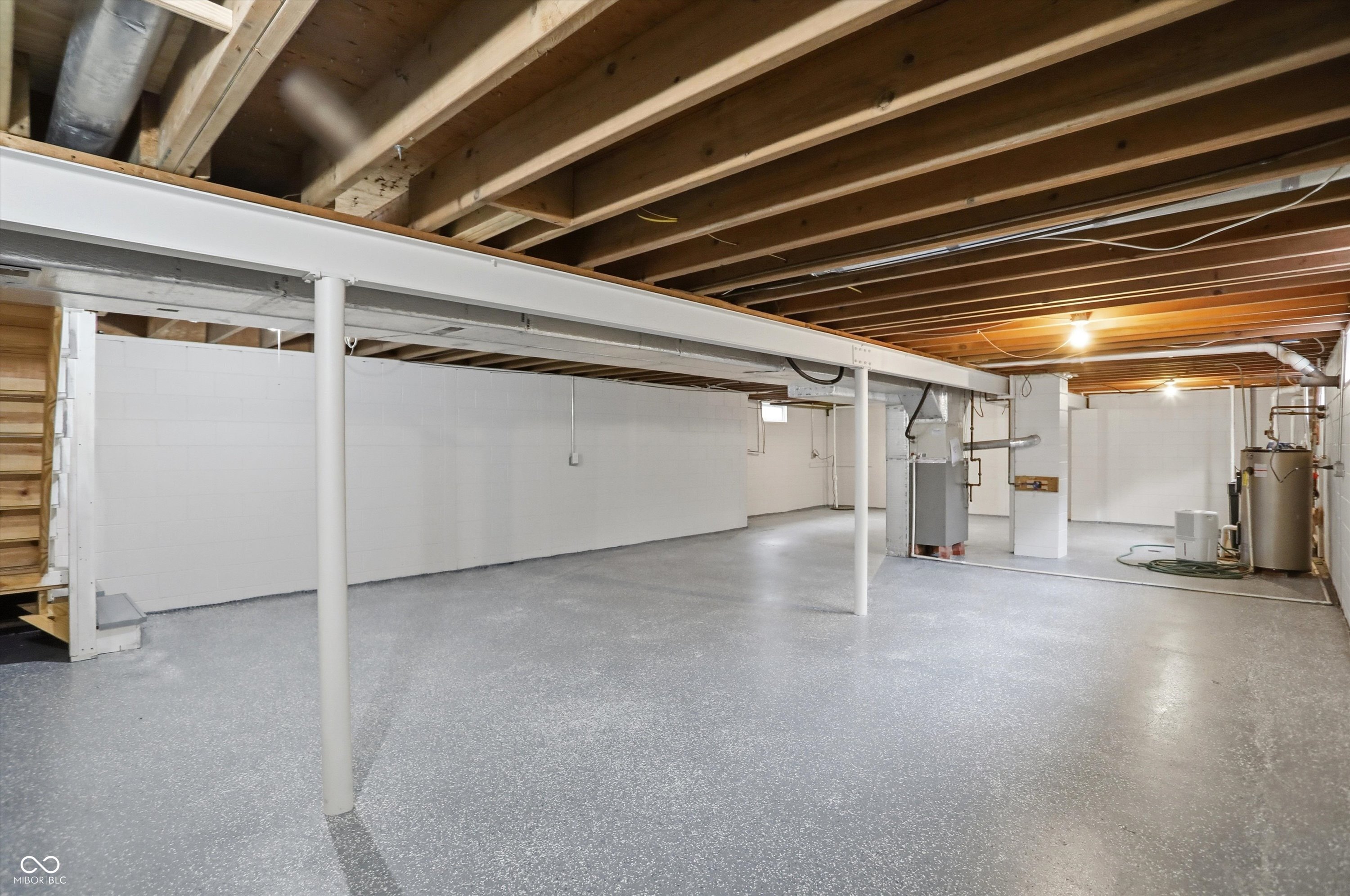 Zionsville, Indiana, 46077, United States, 3 Bedrooms Bedrooms, ,2 BathroomsBathrooms,Residential,For Sale,2008778