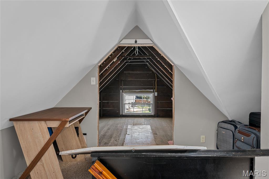 Kirkwood, Missouri, 63122, United States, 4 Bedrooms Bedrooms, ,4 BathroomsBathrooms,Residential,For Sale,1986224