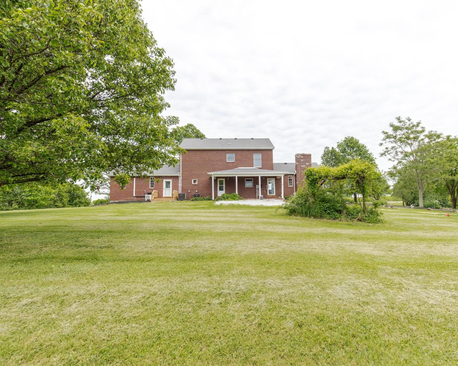 Glencoe, Kentucky, 41046, United States, 5 Bedrooms Bedrooms, ,4 BathroomsBathrooms,Residential,For Sale,1921882
