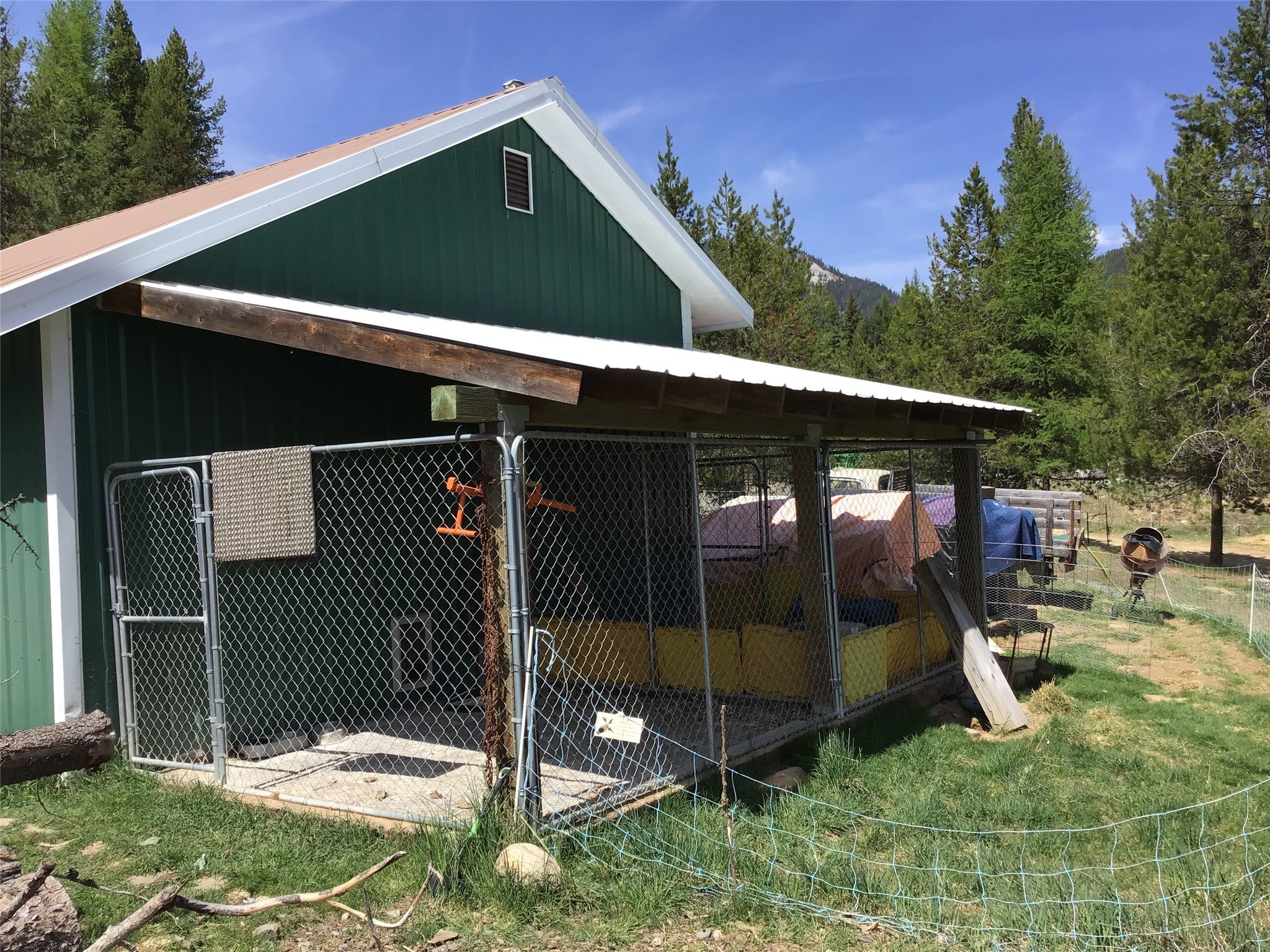 De Borgia, Montana, 59830, United States, 2 Bedrooms Bedrooms, ,1 BathroomBathrooms,Residential,For Sale,1806179