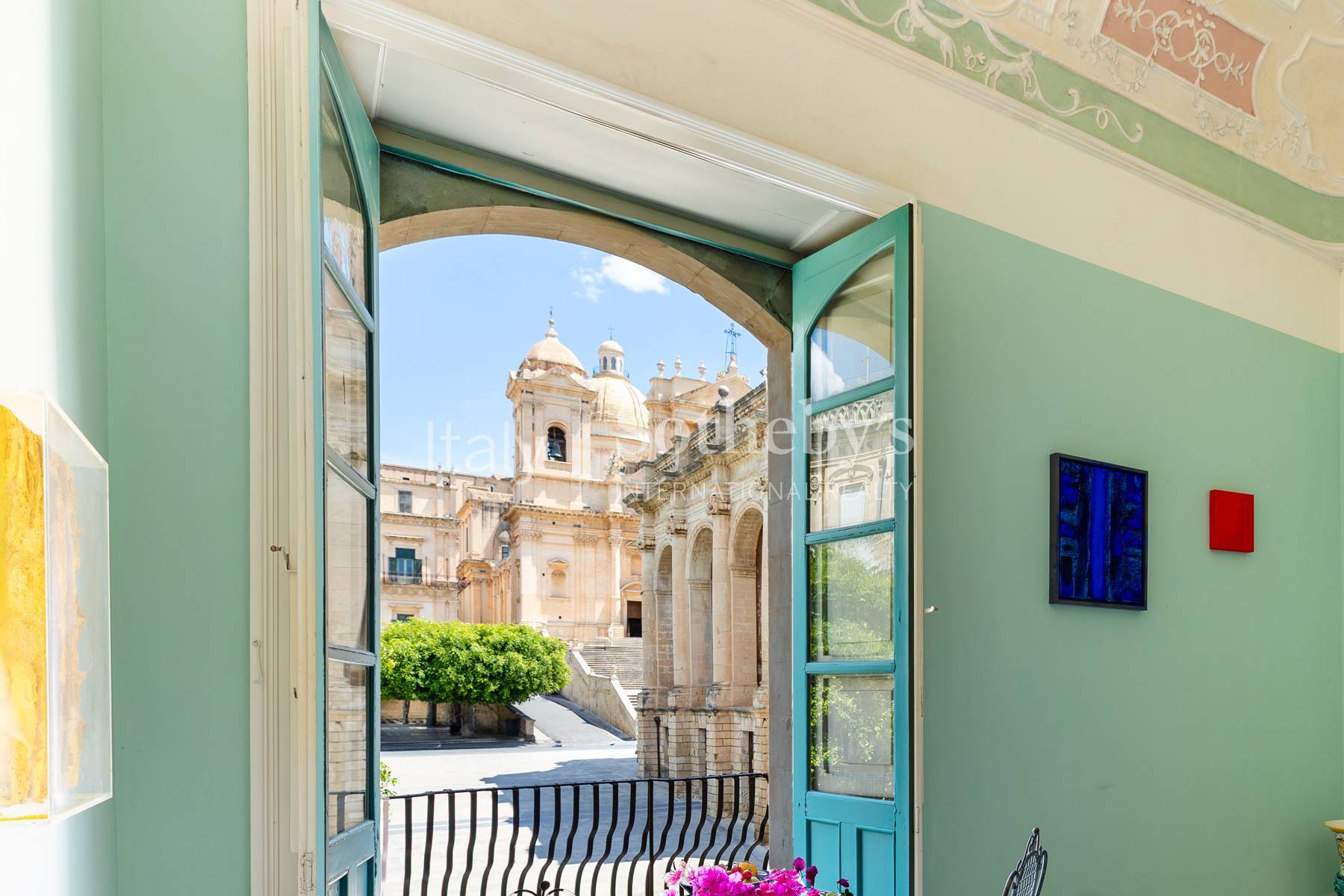  Historic noble residence overlooking the Cathedral of Noto - 物件實景