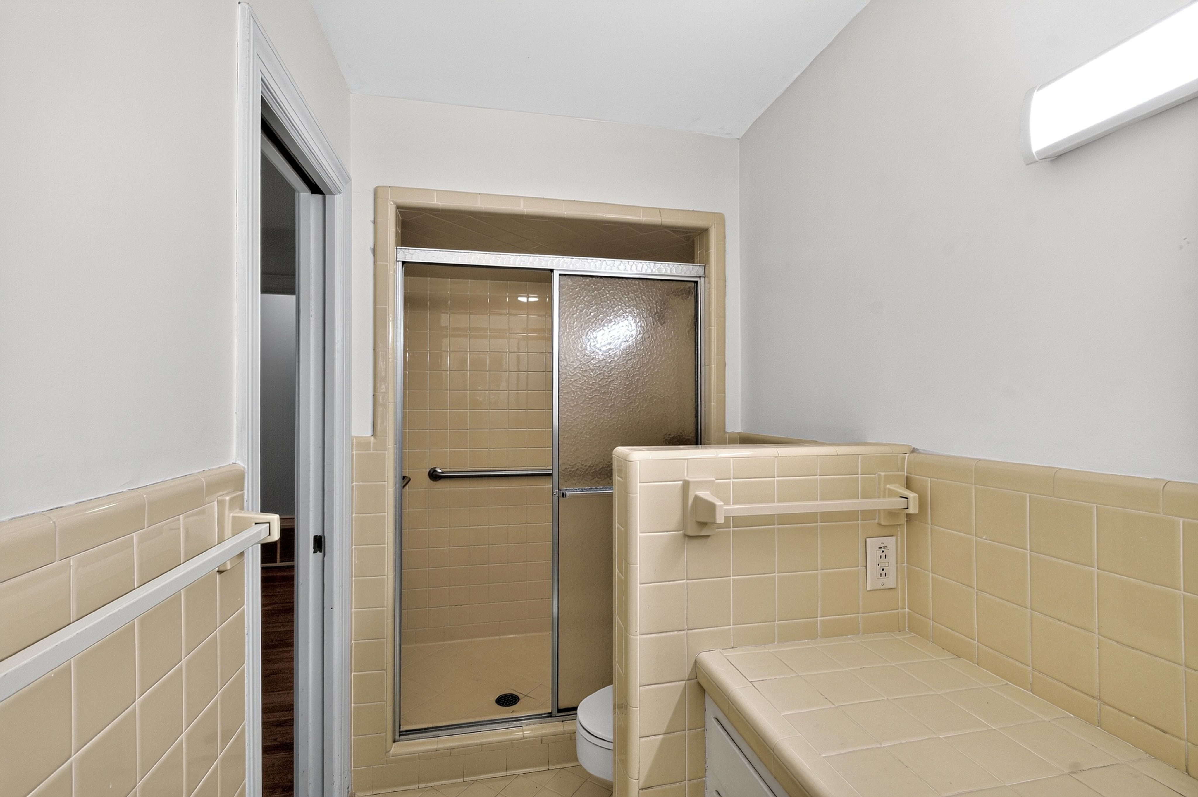  3705 Stonehaven Drive, Raleigh, NC 27609 - 物件實景