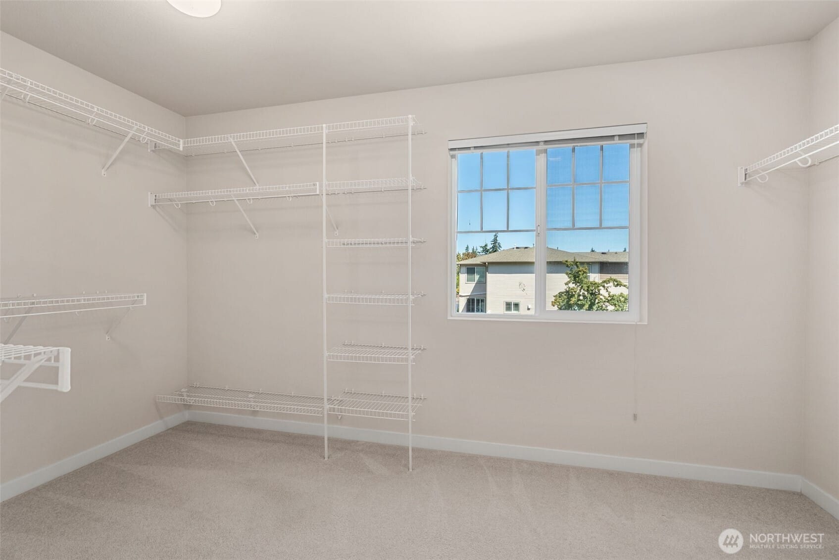 Dupont, Washington, 98327, United States, 4 Bedrooms Bedrooms, ,4 BathroomsBathrooms,Residential,For Sale,1917731