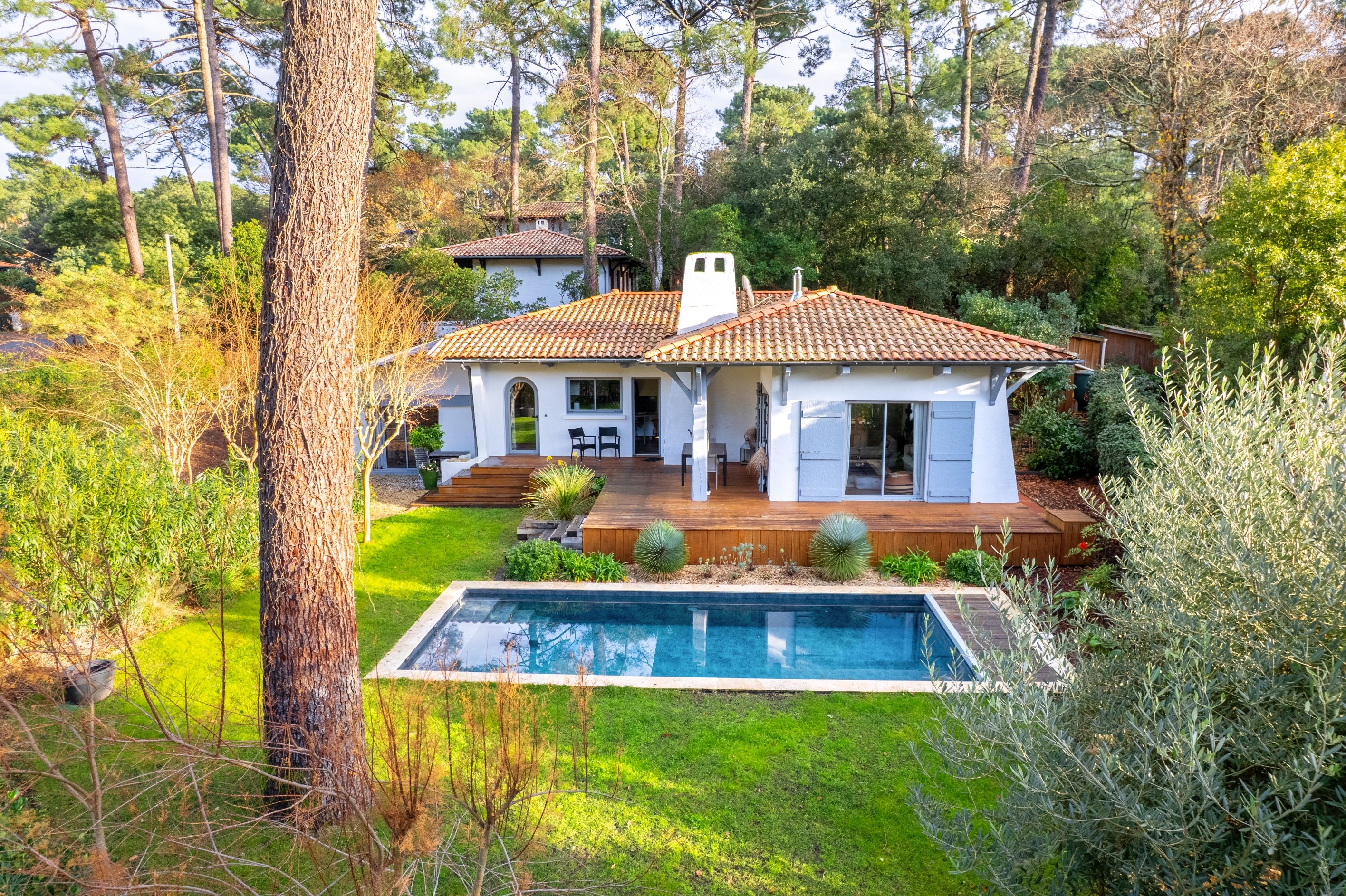  ARCACHON - LES ABATILLES - ELEGANT GAUME VILLA WITH SWIMMING POOL - 物件實景
