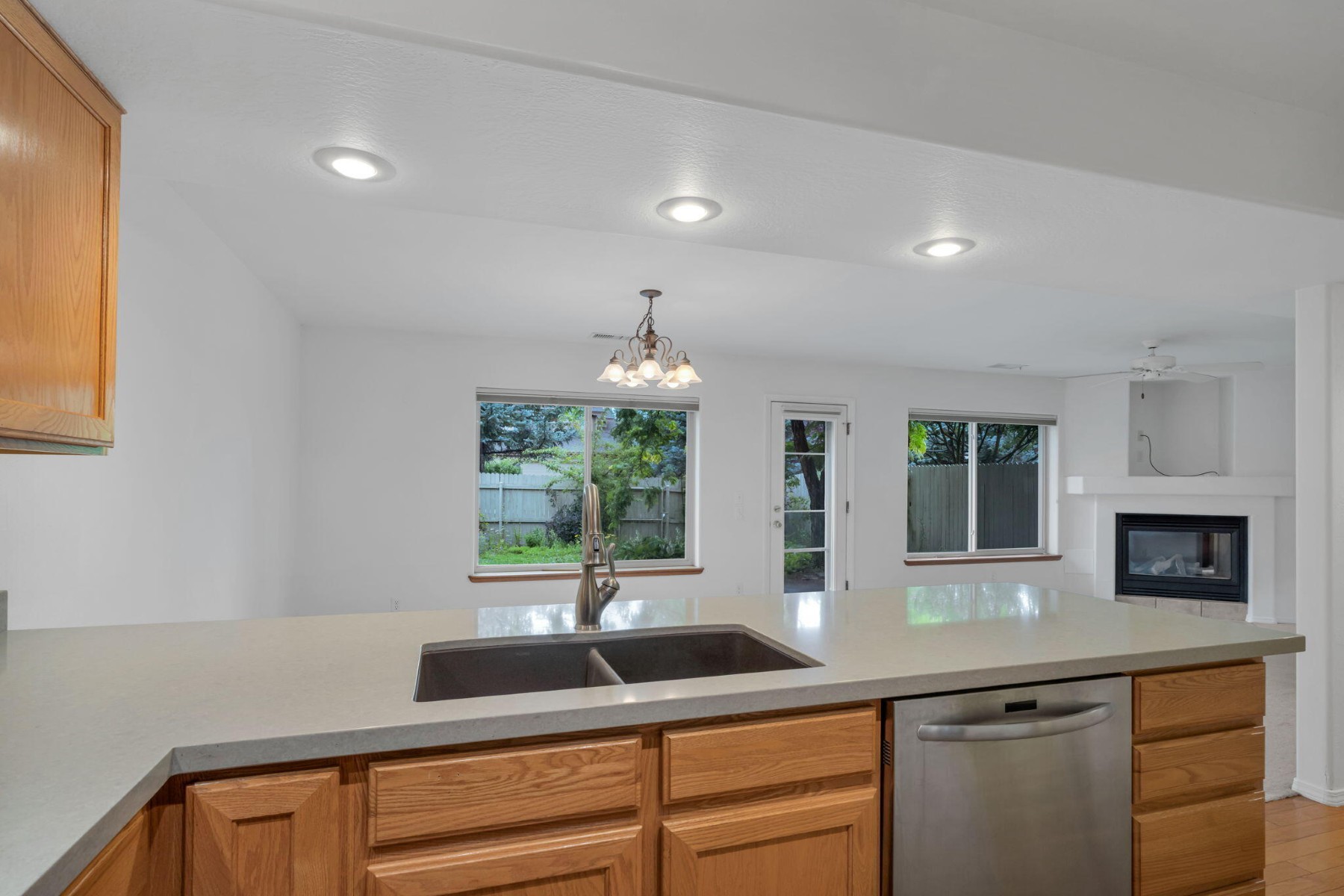  126 W Juniper Avenue¦Flagstaff, AZ - 物件實景