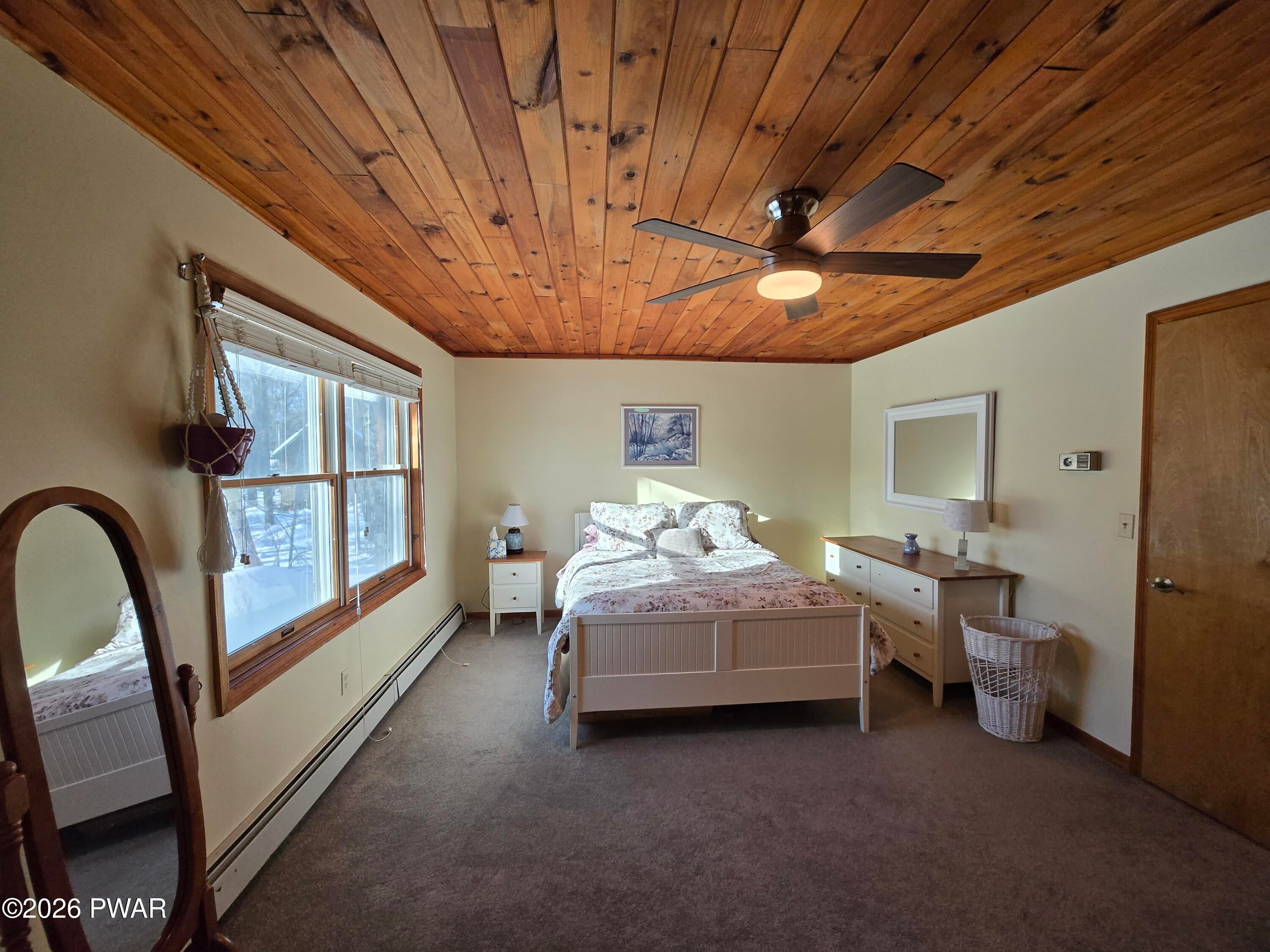Lords Valley, Pennsylvania, 18428, United States, 4 Bedrooms Bedrooms, ,3 BathroomsBathrooms,Residential,For Sale,2020252