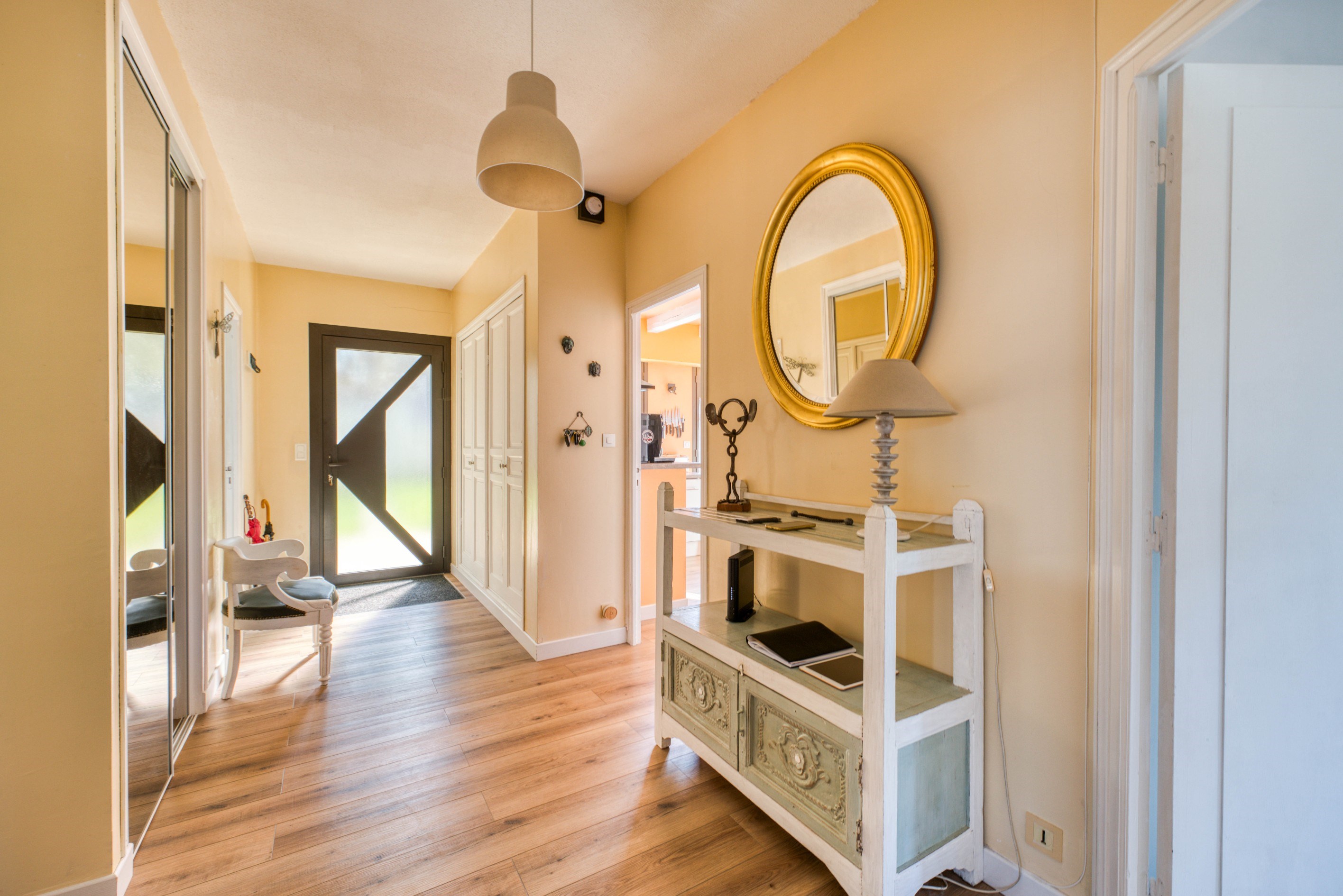  ELEGANT FAMILY VILLA WITH POOL AND LARGE GROUNDS JUST STEPS FROM NAUZAN BEACH - 物件實景