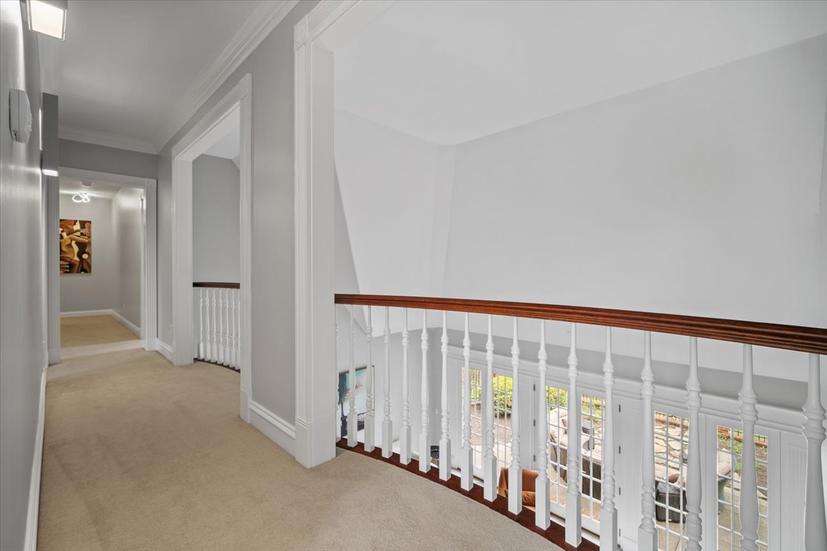 Bloomington, Illinois, 61704, United States, 4 Bedrooms Bedrooms, ,7 BathroomsBathrooms,Residential,For Sale,1941288