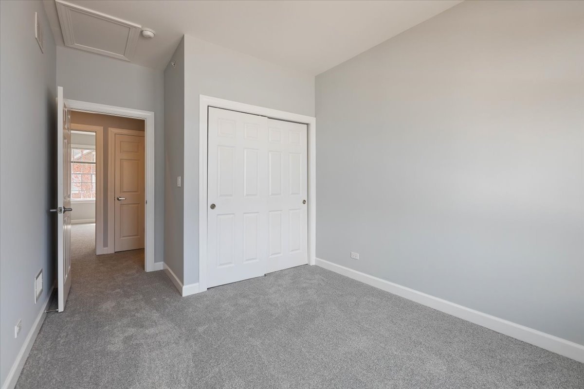 Evanston, Illinois, 60201, United States, 4 Bedrooms Bedrooms, ,3 BathroomsBathrooms,Residential,For Sale,1981115