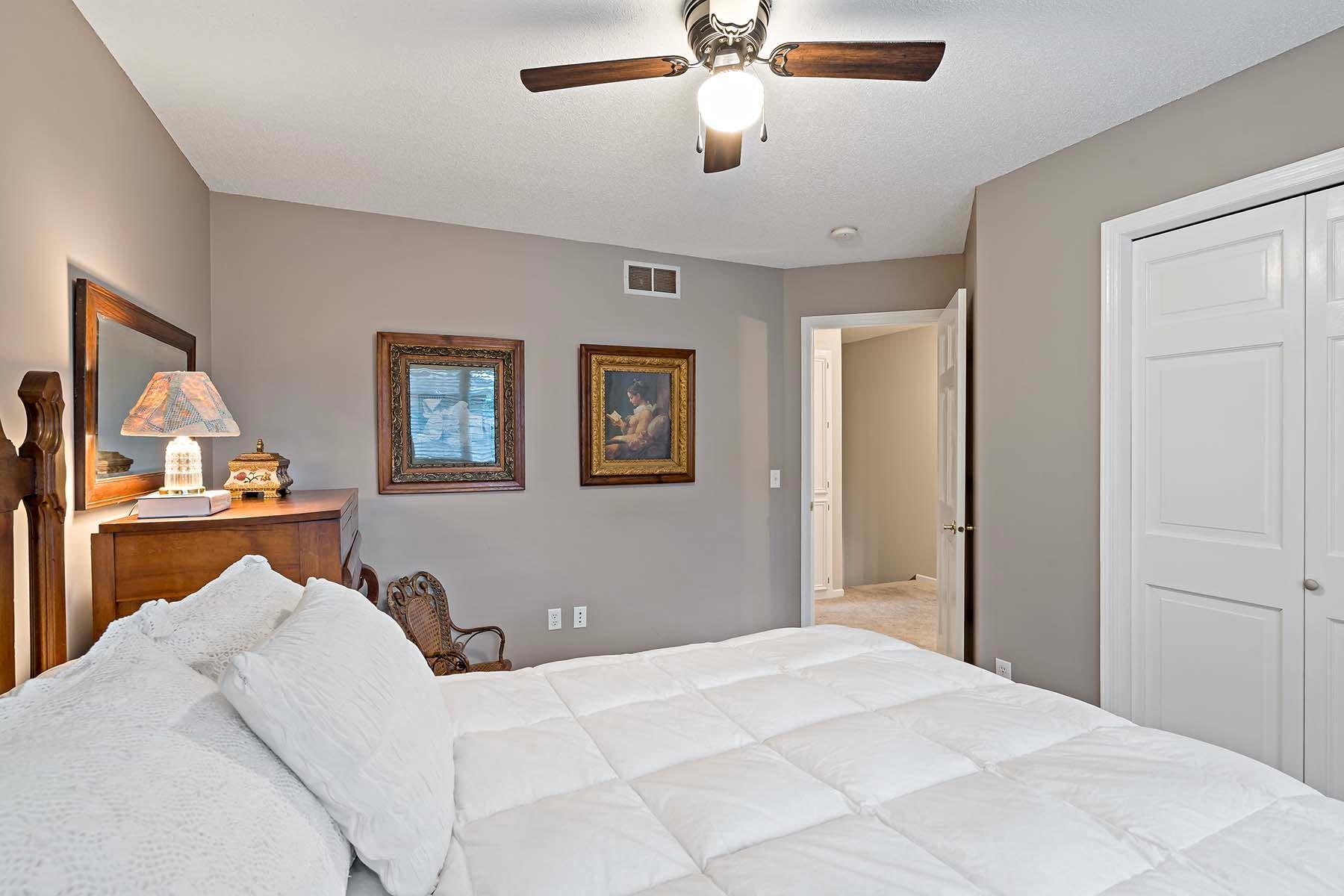 Burnsville, Minnesota, 55306, United States, 5 Bedrooms Bedrooms, ,3 BathroomsBathrooms,Residential,For Sale,1924663