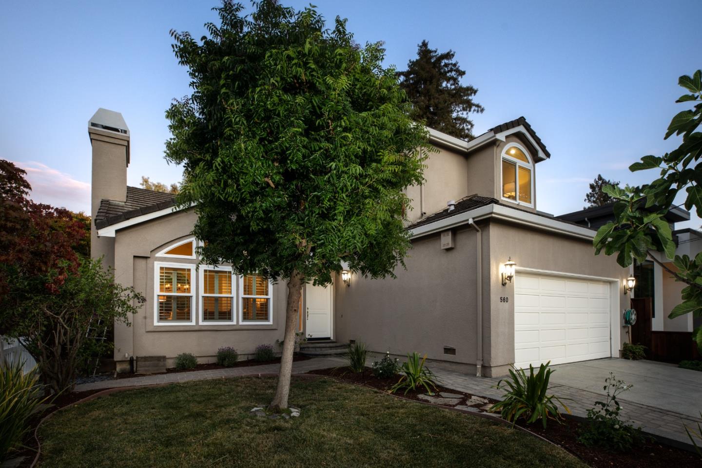Menlo Park, California, 94025, United States, 4 Bedrooms Bedrooms, ,3 BathroomsBathrooms,Residential,For Sale,1927221