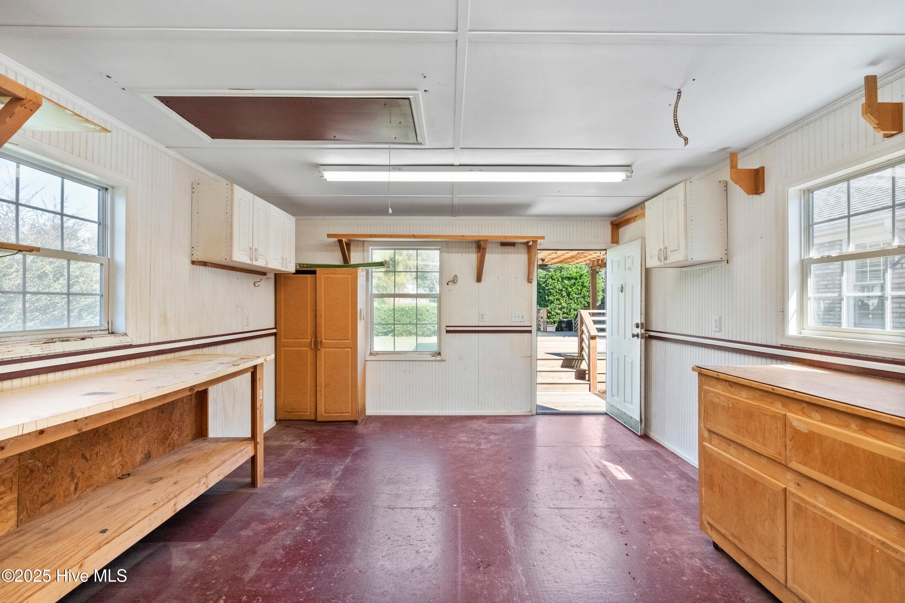 Wilmington, North Carolina, 28409, United States, 4 Bedrooms Bedrooms, ,3 BathroomsBathrooms,Residential,For Sale,1967637