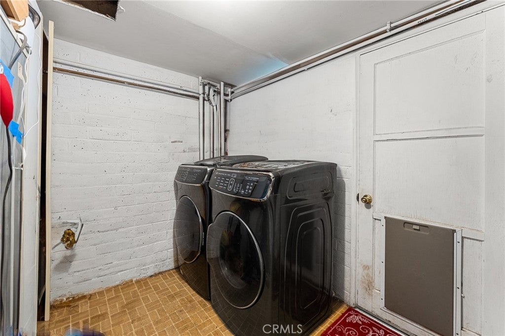 Banning, California, 92220, United States, 6 Bedrooms Bedrooms, ,4 BathroomsBathrooms,Residential,For Sale,1977497