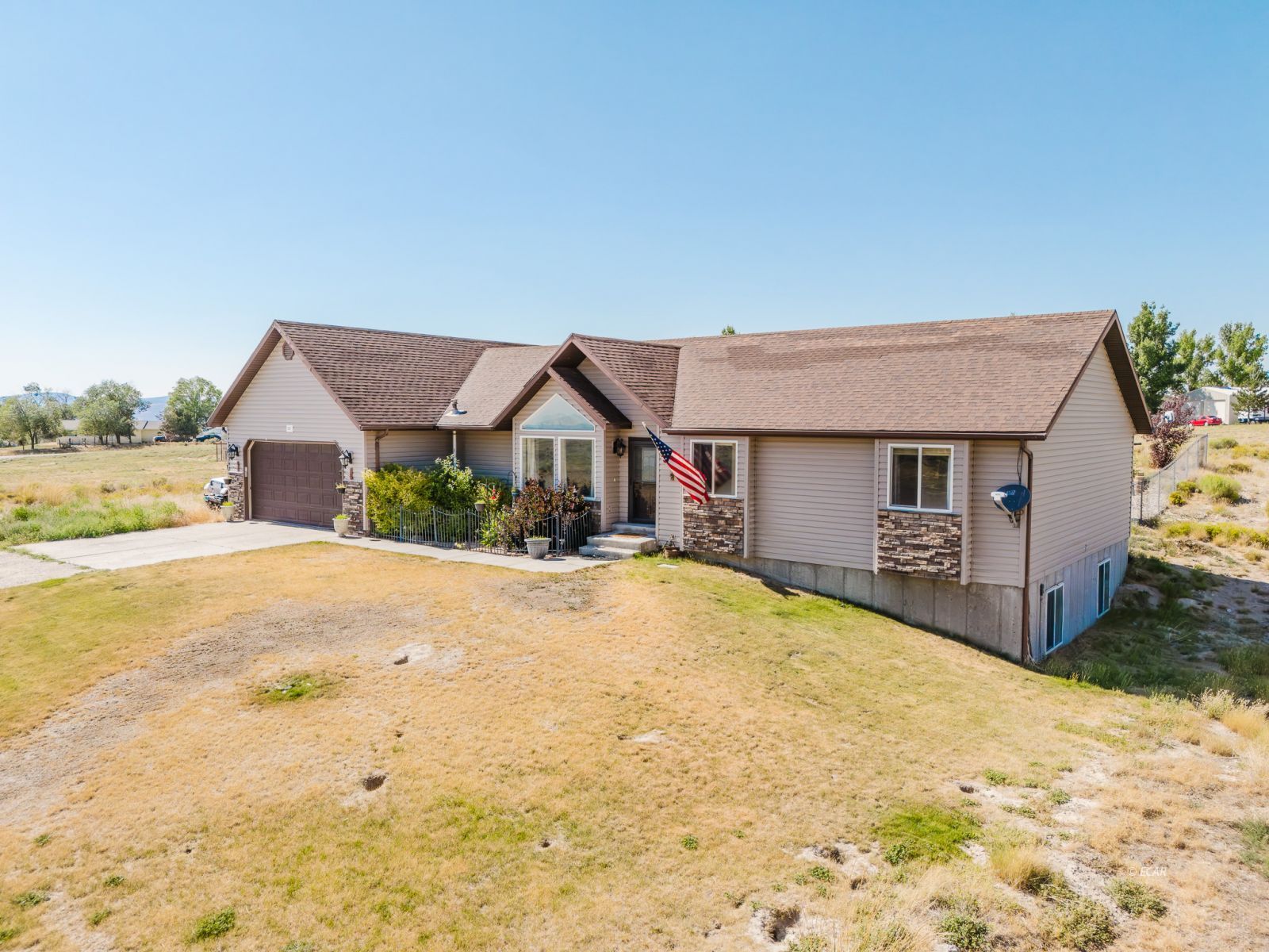 Spring Creek, Nevada, 89815, United States, 5 Bedrooms Bedrooms, ,4 BathroomsBathrooms,Residential,For Sale,1896341