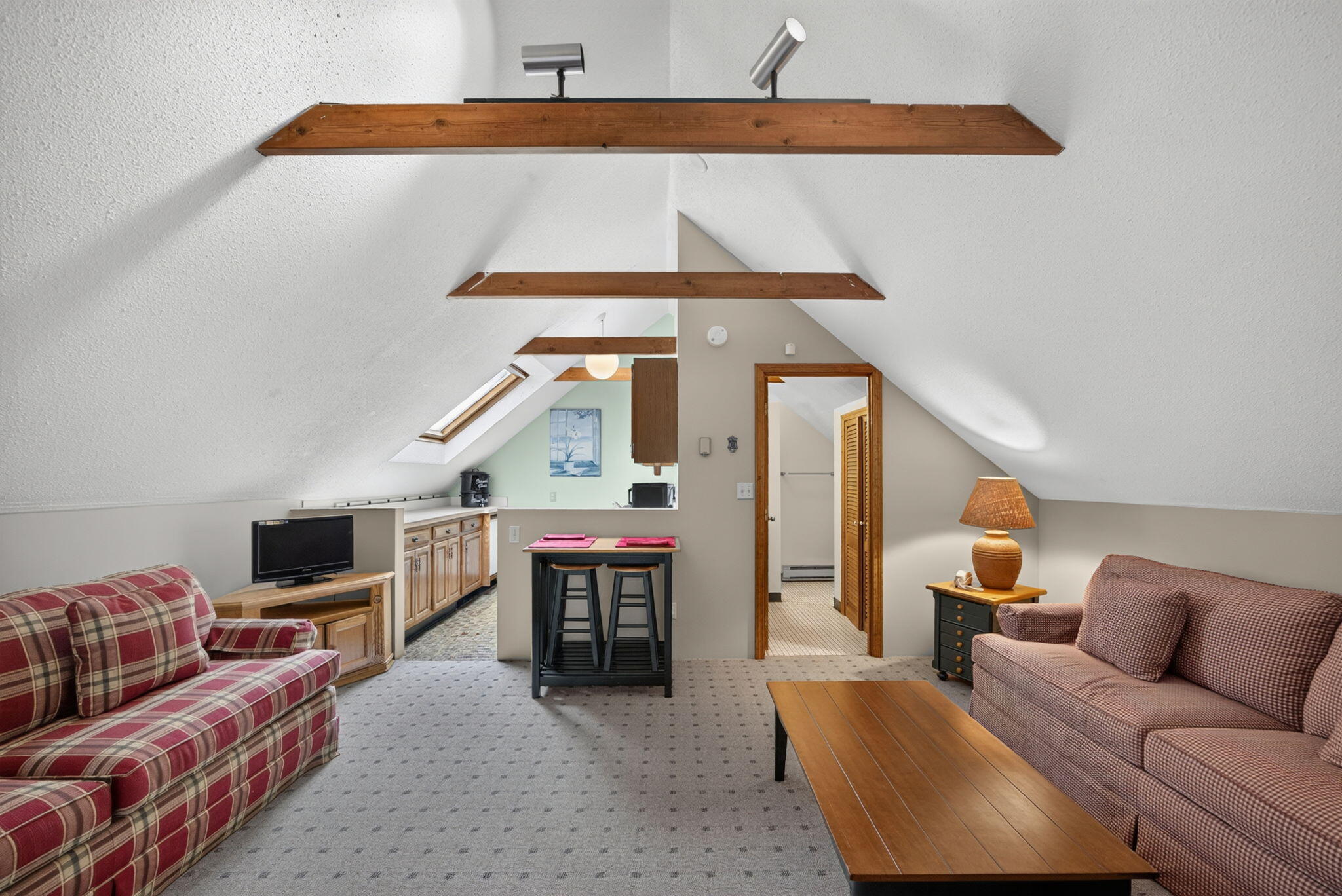  113 Fisk Street, West Dennis, MA, 02670 - 物件實景