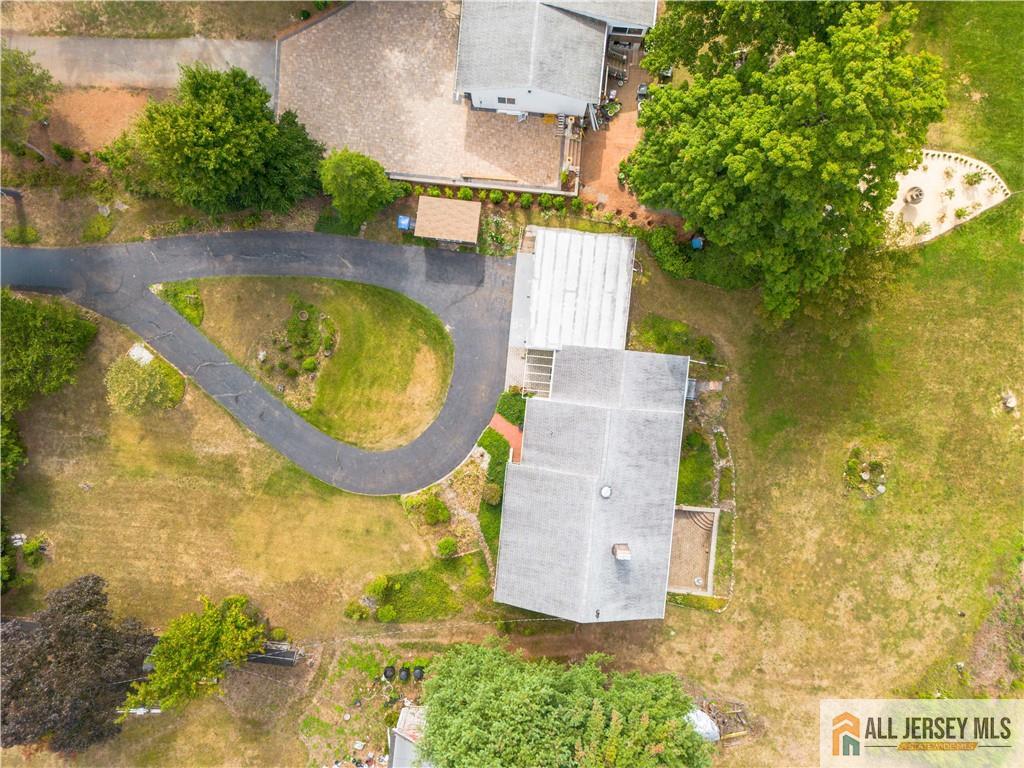 Piscataway, New Jersey, 08854, United States, 3 Bedrooms Bedrooms, ,2 BathroomsBathrooms,Residential,For Sale,1940160