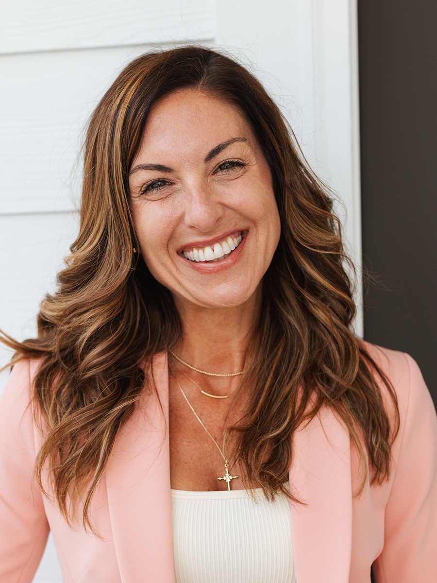 Sara Elizabeth Rhodes