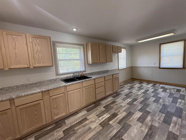 Huntington, Indiana, 46750, United States, 3 Bedrooms Bedrooms, ,2 BathroomsBathrooms,Residential,For Sale,1942917