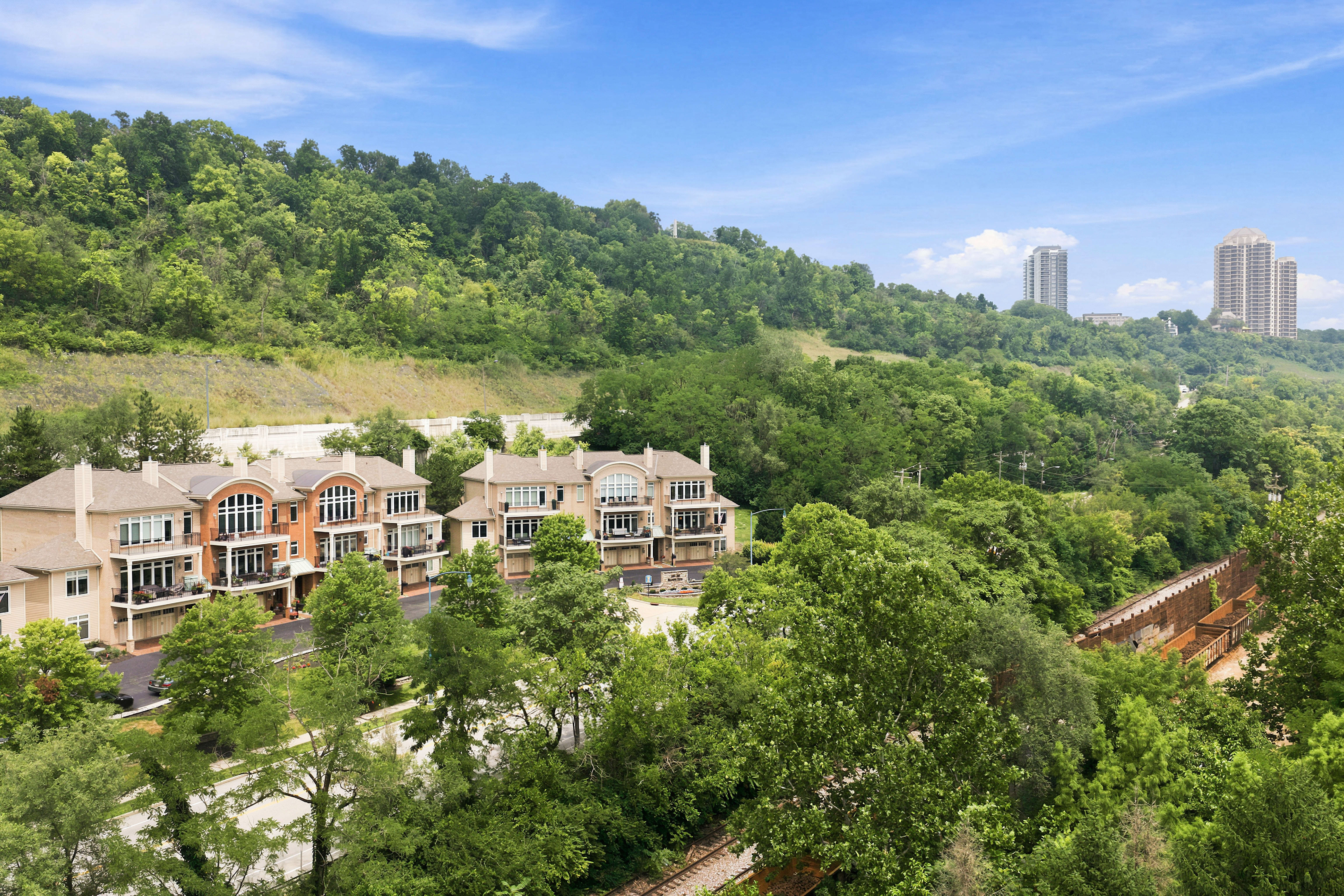  1498 Riverside Drive, Cincinnati, OH 45202 - 物件實景