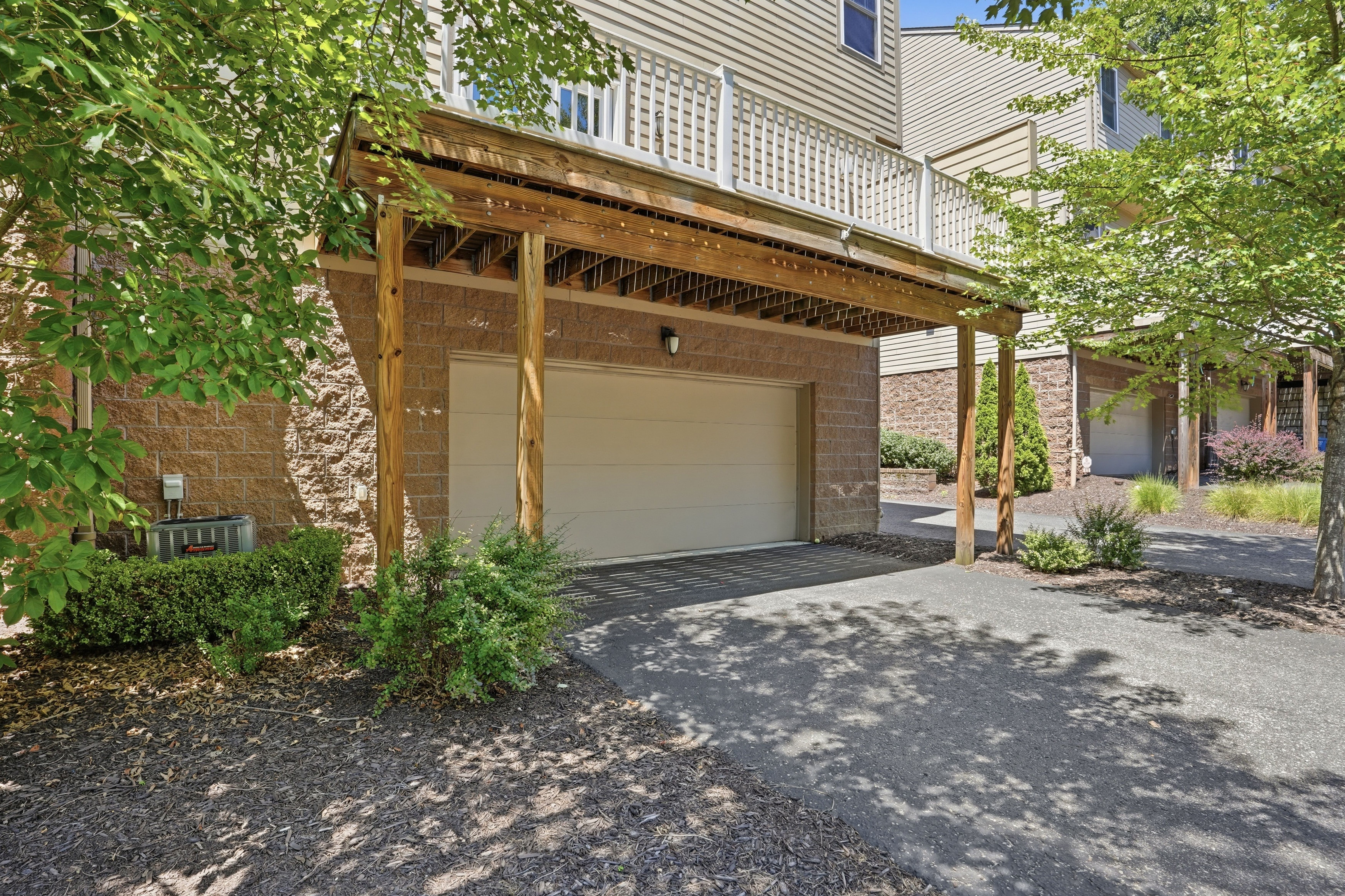  154 Sweetbriar Village Trail - 物件實景
