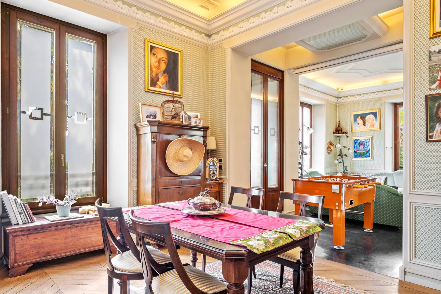 Luino, Varese, 21016, IT, 9 Bedrooms Bedrooms, ,10 BathroomsBathrooms,Residential,For Sale,1804075