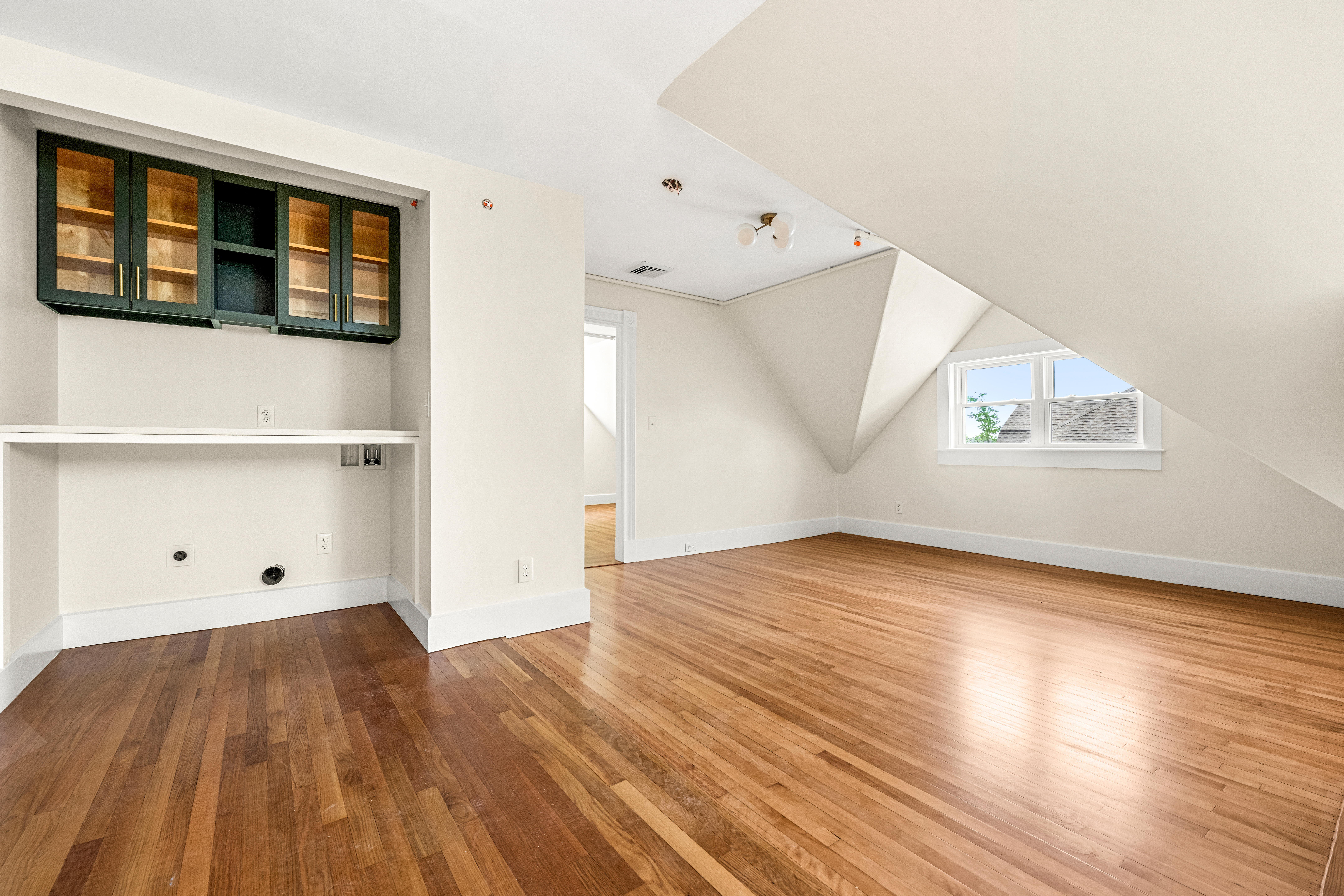  18 Loring Avenue, Salem, MA, 01970 - 物件實景