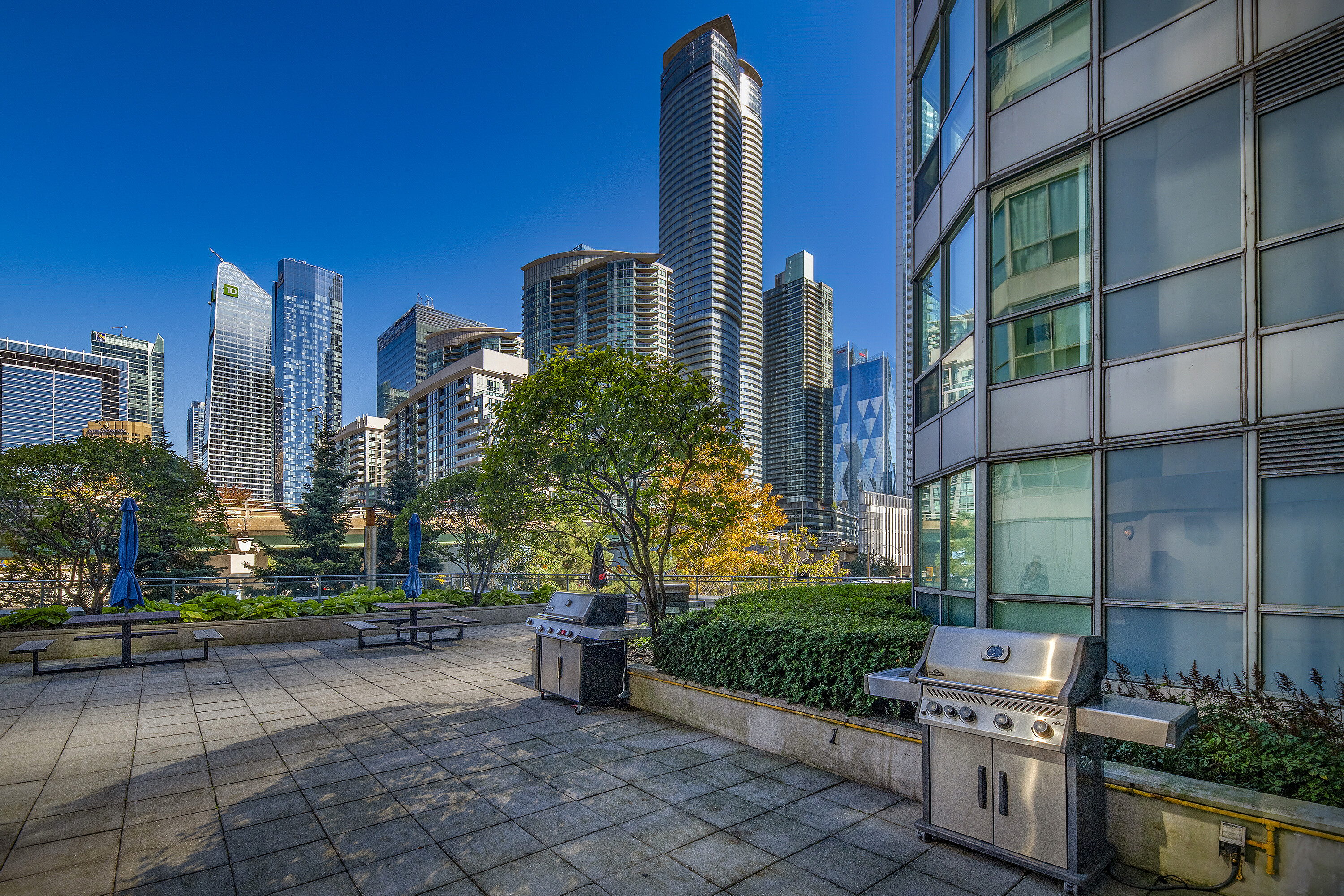  Waterfront Views - 物件實景