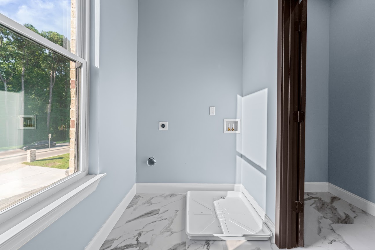 Grayson, Georgia, 30017, United States, 5 Bedrooms Bedrooms, ,5 BathroomsBathrooms,Residential,For Sale,1987334