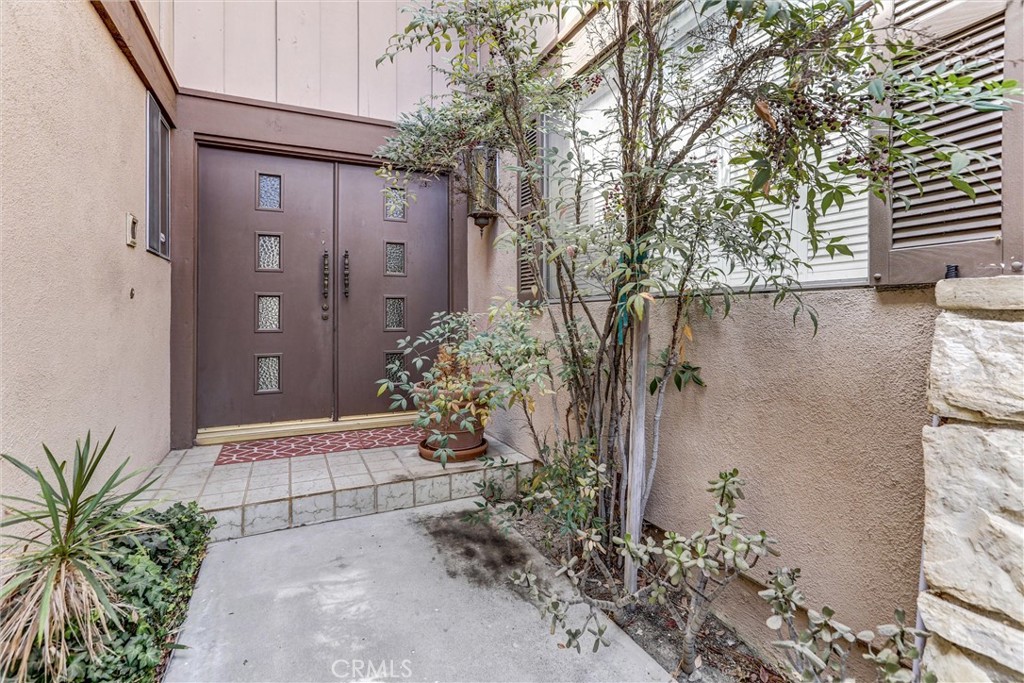 Tarzana, California, 91356, United States, 3 Bedrooms Bedrooms, ,3 BathroomsBathrooms,Residential,For Sale,1986102