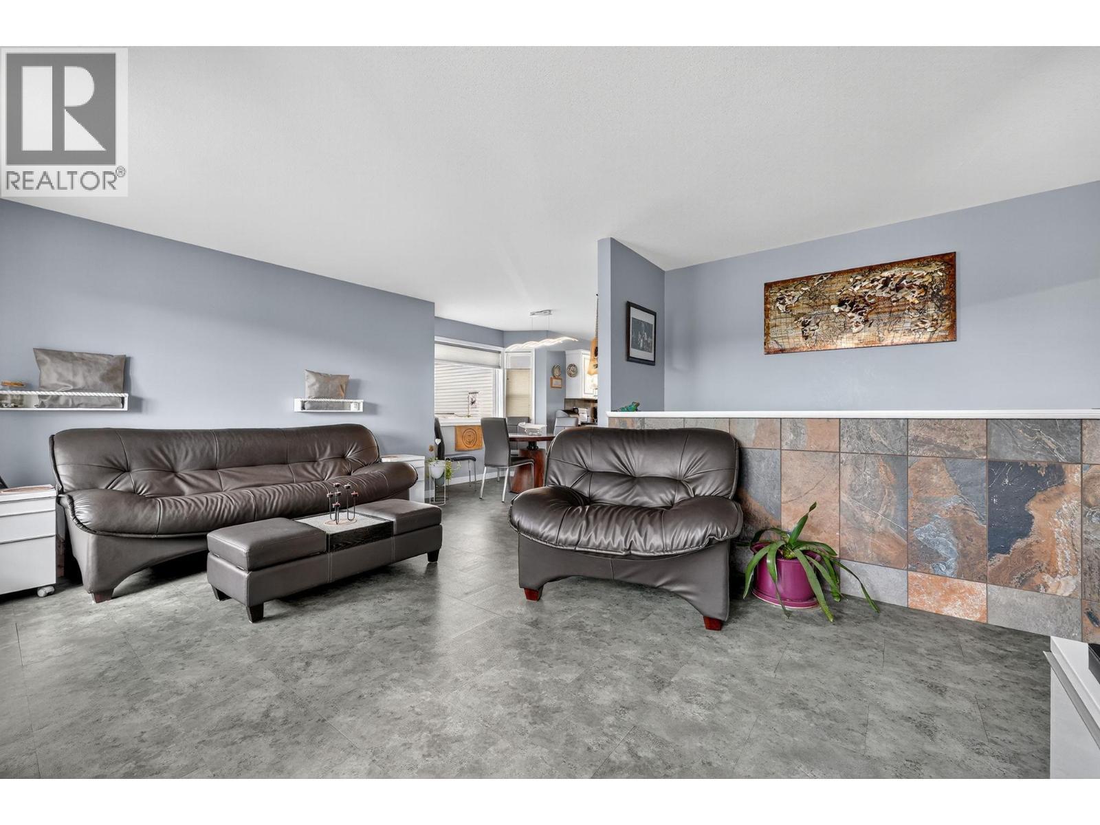 KELOWNA, British Columbia, V1X 7T6, CA, 4 Bedrooms Bedrooms, ,2 BathroomsBathrooms,Residential,For Sale,1918347