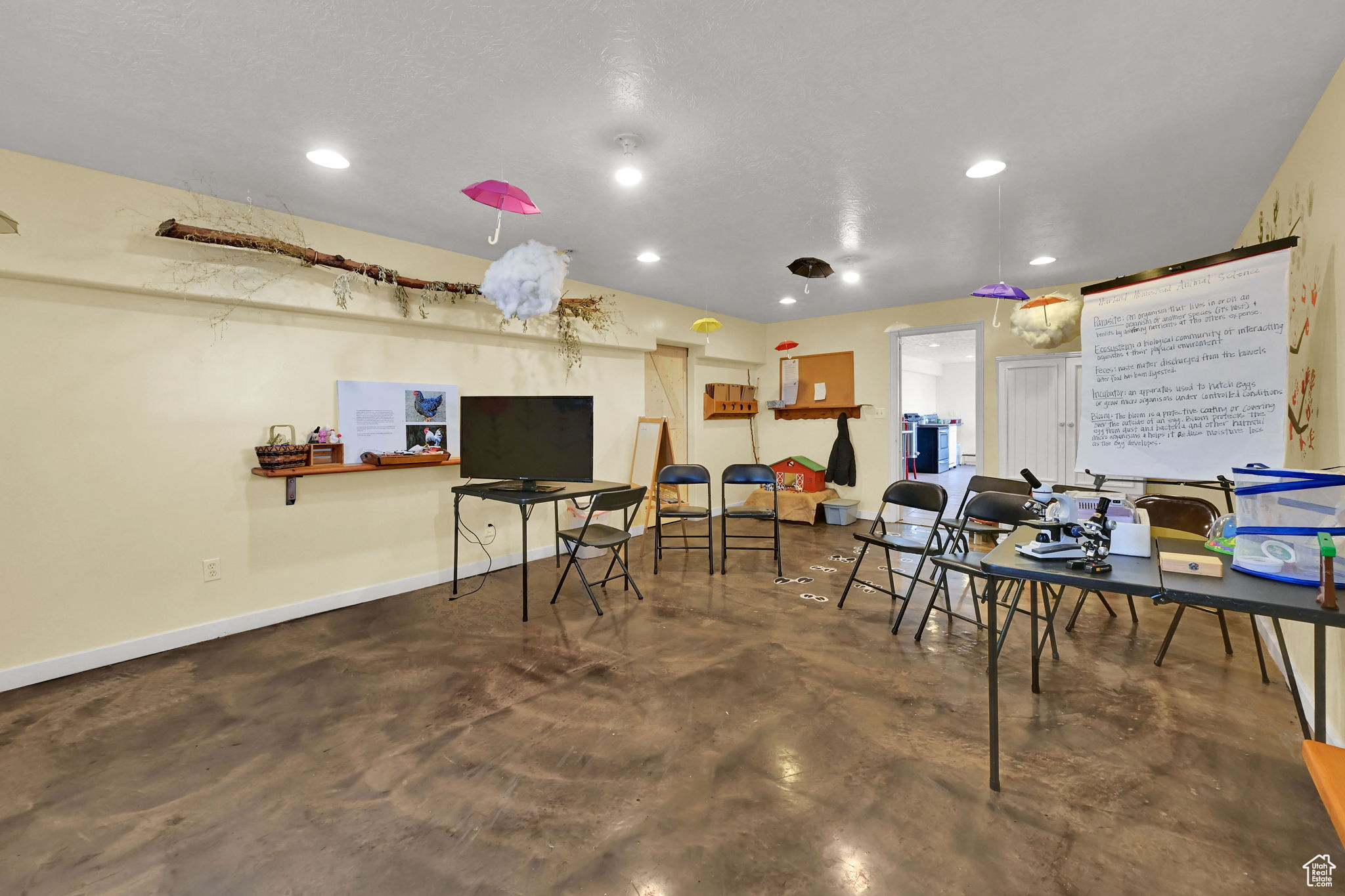 Tremonton, Utah, 84337, United States, 4 Bedrooms Bedrooms, ,3 BathroomsBathrooms,Residential,For Sale,1924806