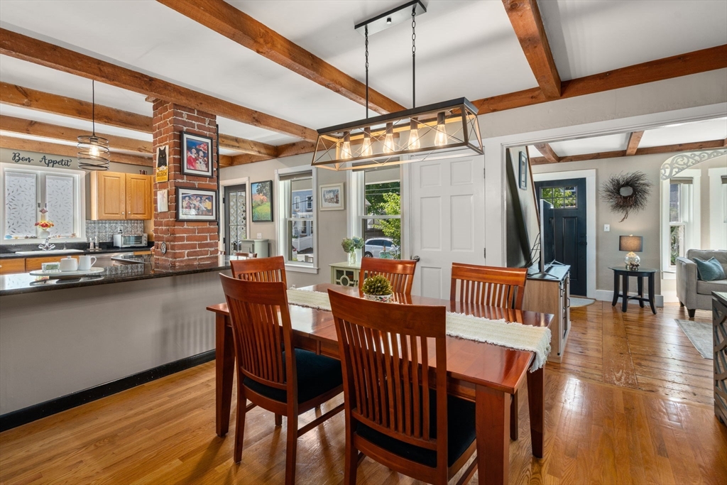 Maynard, Massachusetts, 01754, United States, 3 Bedrooms Bedrooms, ,2 BathroomsBathrooms,Residential,For Sale,1941830