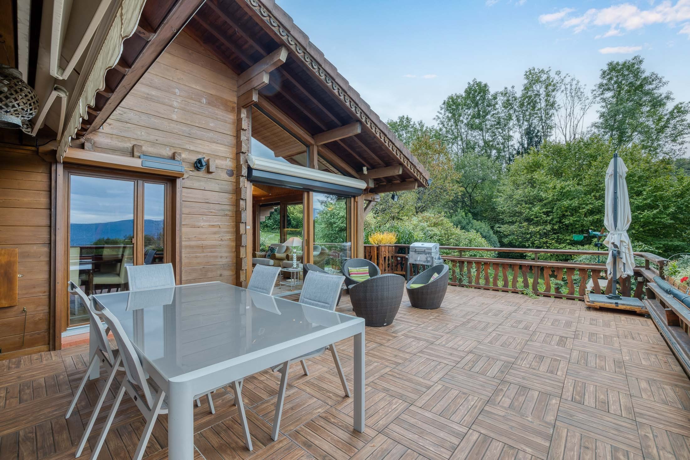  ELEGANT CHALET ON THE HEIGHTS OF TALLOIRES-MONTMIN - 物件實景