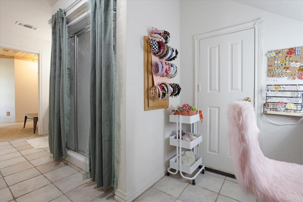 Athens, Texas, 75752, United States, 4 Bedrooms Bedrooms, ,3 BathroomsBathrooms,Residential,For Sale,1962313