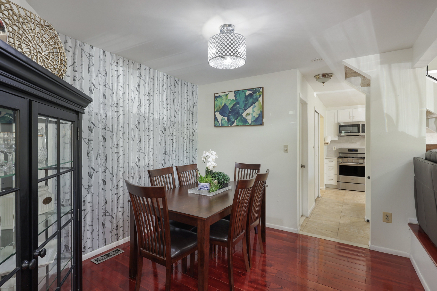  ?the cedars? update townhouse offers open concept design - 物件實景