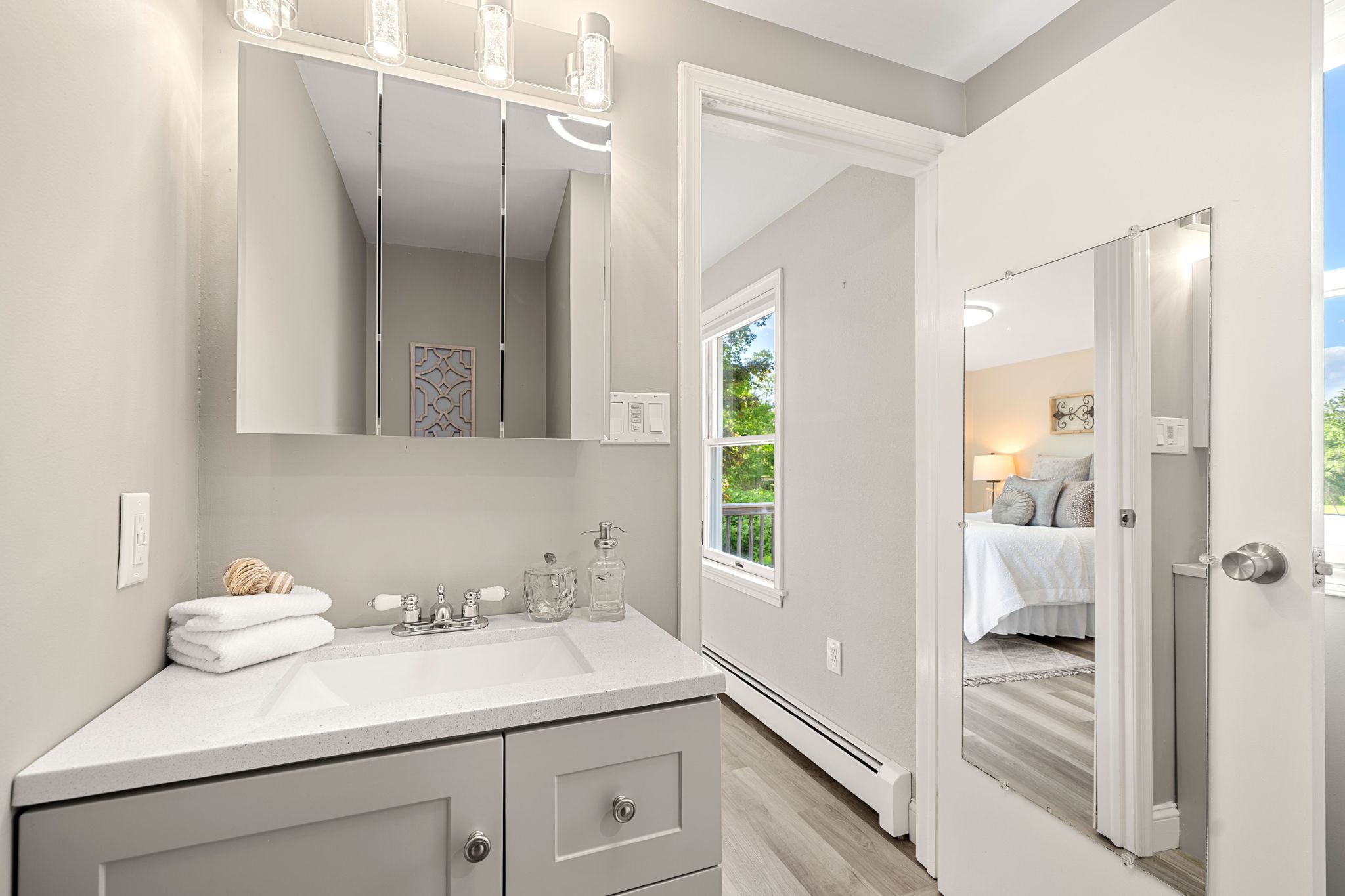  102 Kimball Rd, Amesbury, MA, 01913 - 物件實景