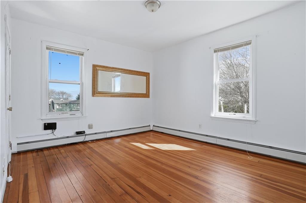 Woonsocket, Rhode Island, 02895, United States, 11 Bedrooms Bedrooms, ,5 BathroomsBathrooms,Residential,For Sale,2034207