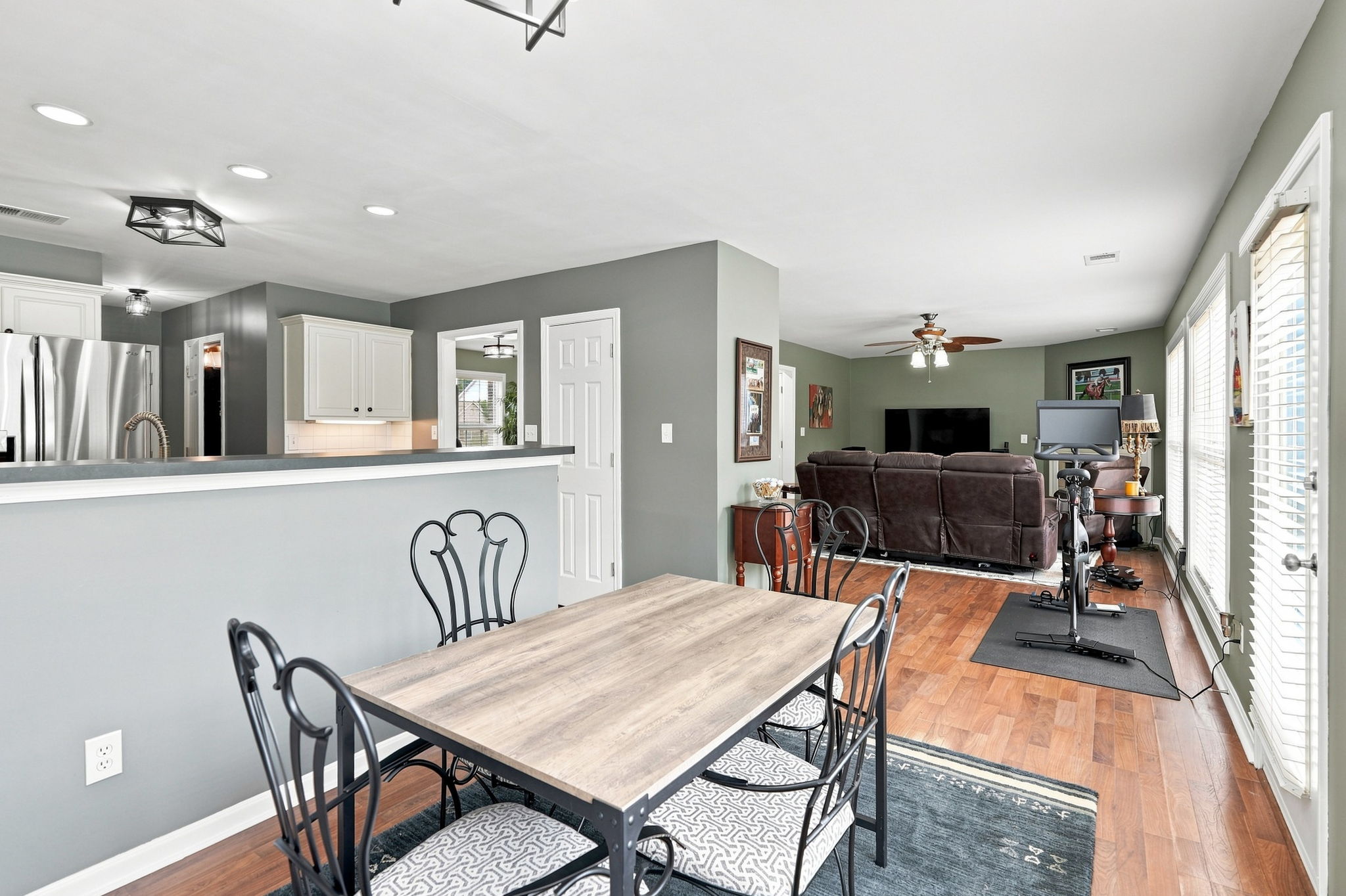 1210 Beckley Hills Court, Louisville, KY 40245 - 物件實景