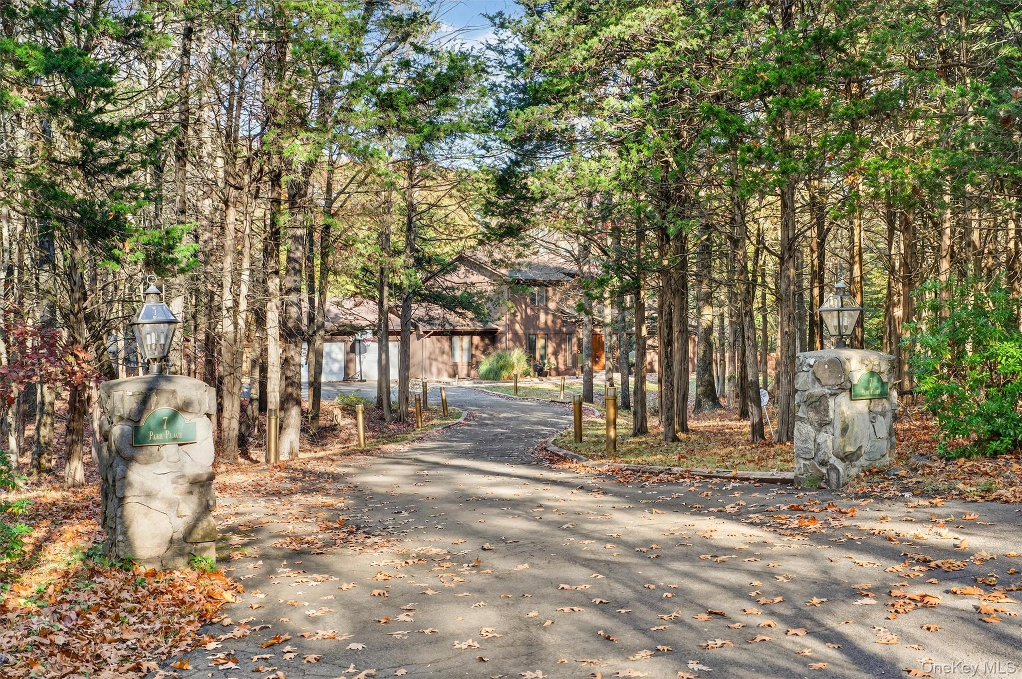 Chester, New York, 10918, United States, 4 Bedrooms Bedrooms, ,4 BathroomsBathrooms,Residential,For Sale,1979405