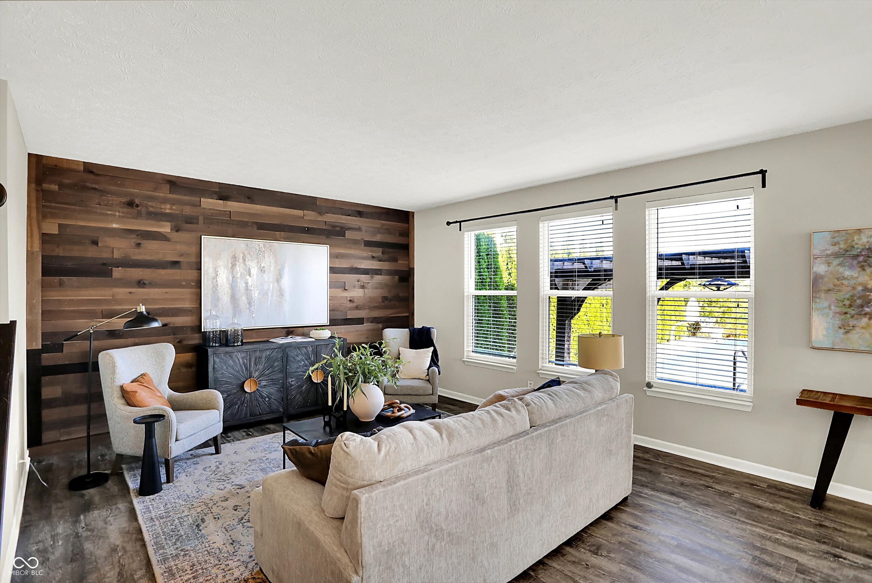 Bargersville, Indiana, 46106, United States, 5 Bedrooms Bedrooms, ,4 BathroomsBathrooms,Residential,For Sale,1975044