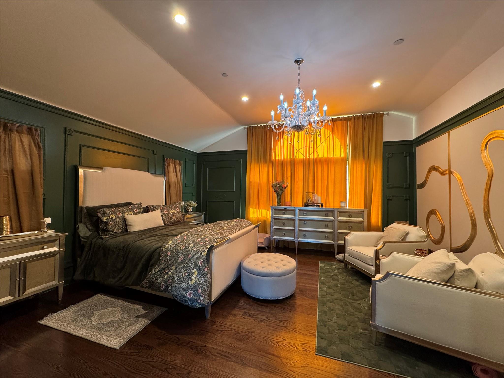 Seaford, New York, 11783, United States, 6 Bedrooms Bedrooms, ,3 BathroomsBathrooms,Residential,For Sale,1766775